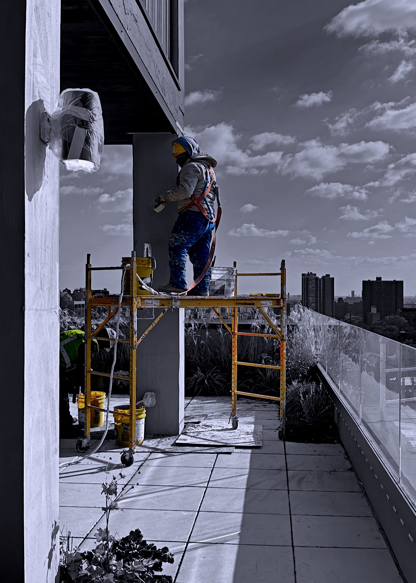 221117.A.08.Y.01 - Application of the Finish Color Coat on Synthetic Stucco