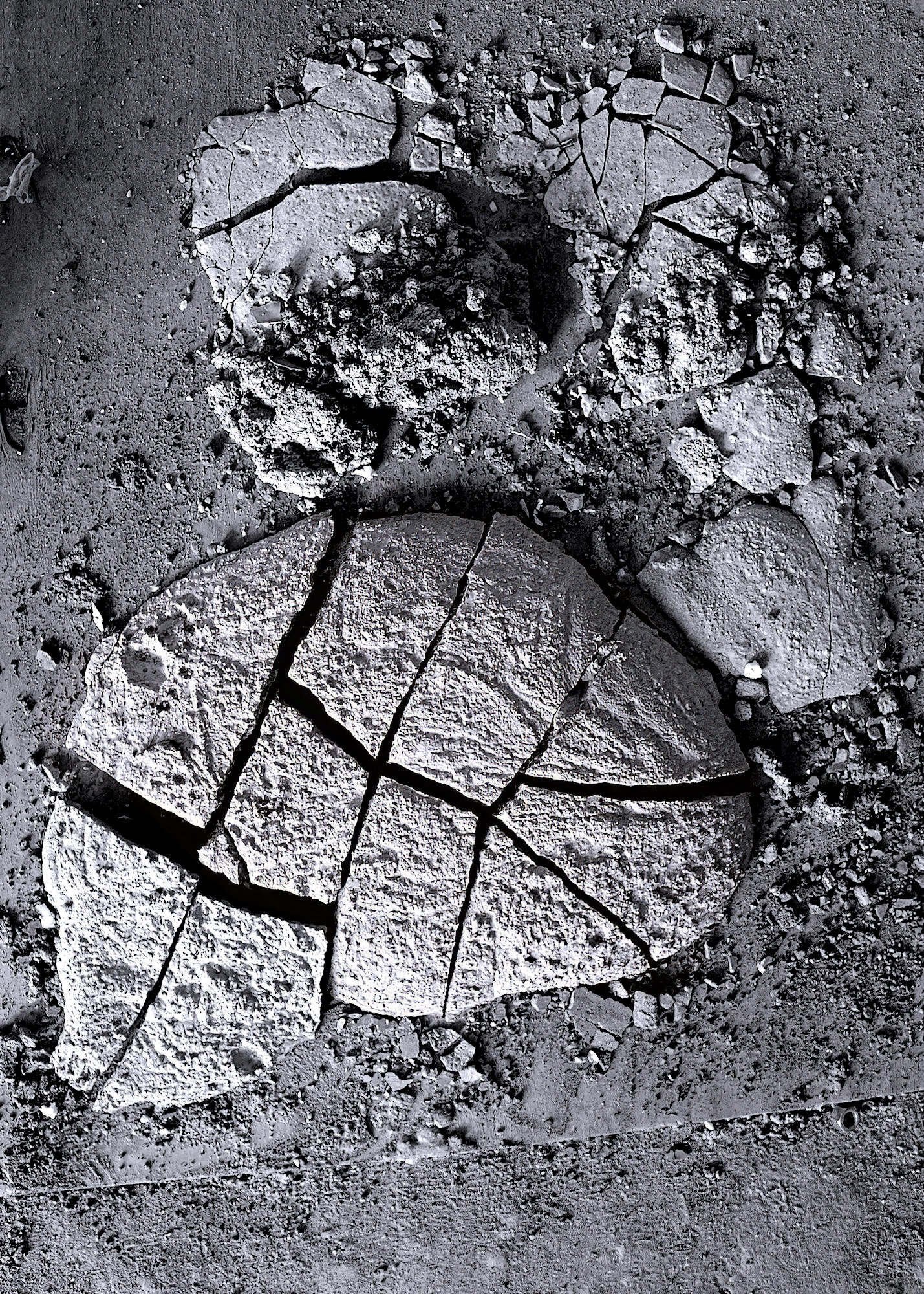 160125.A.02.N.01 - Just a Lump of Dried Out and Broken Mortar 