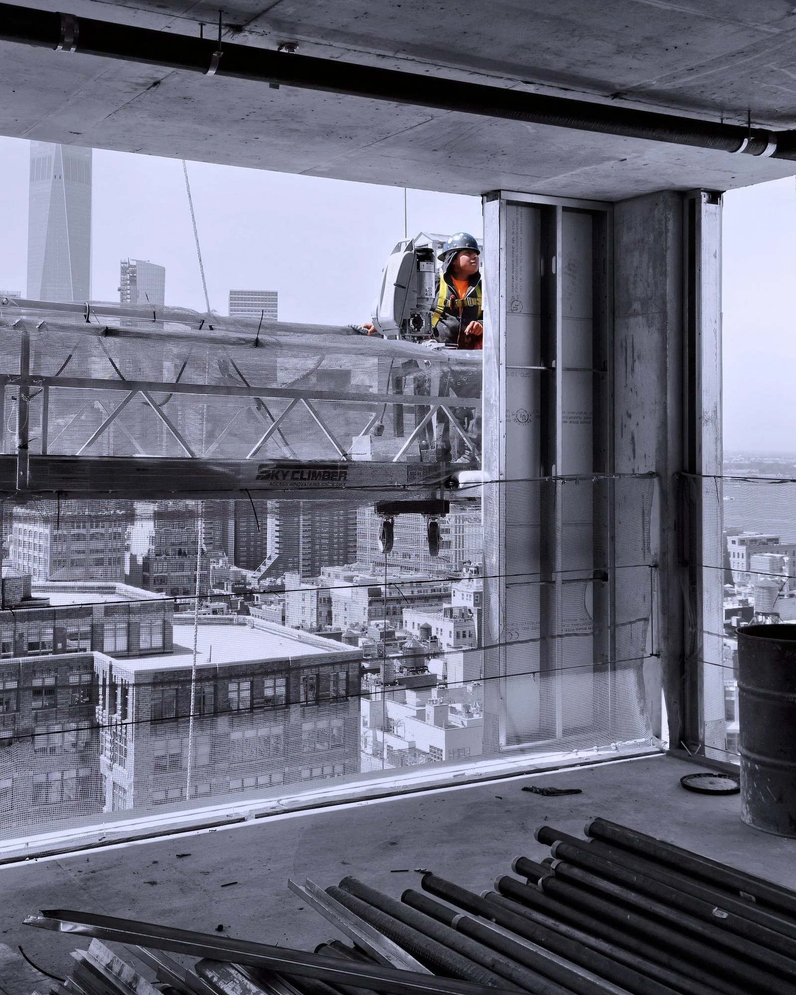 construction hanging scaffold NYC 