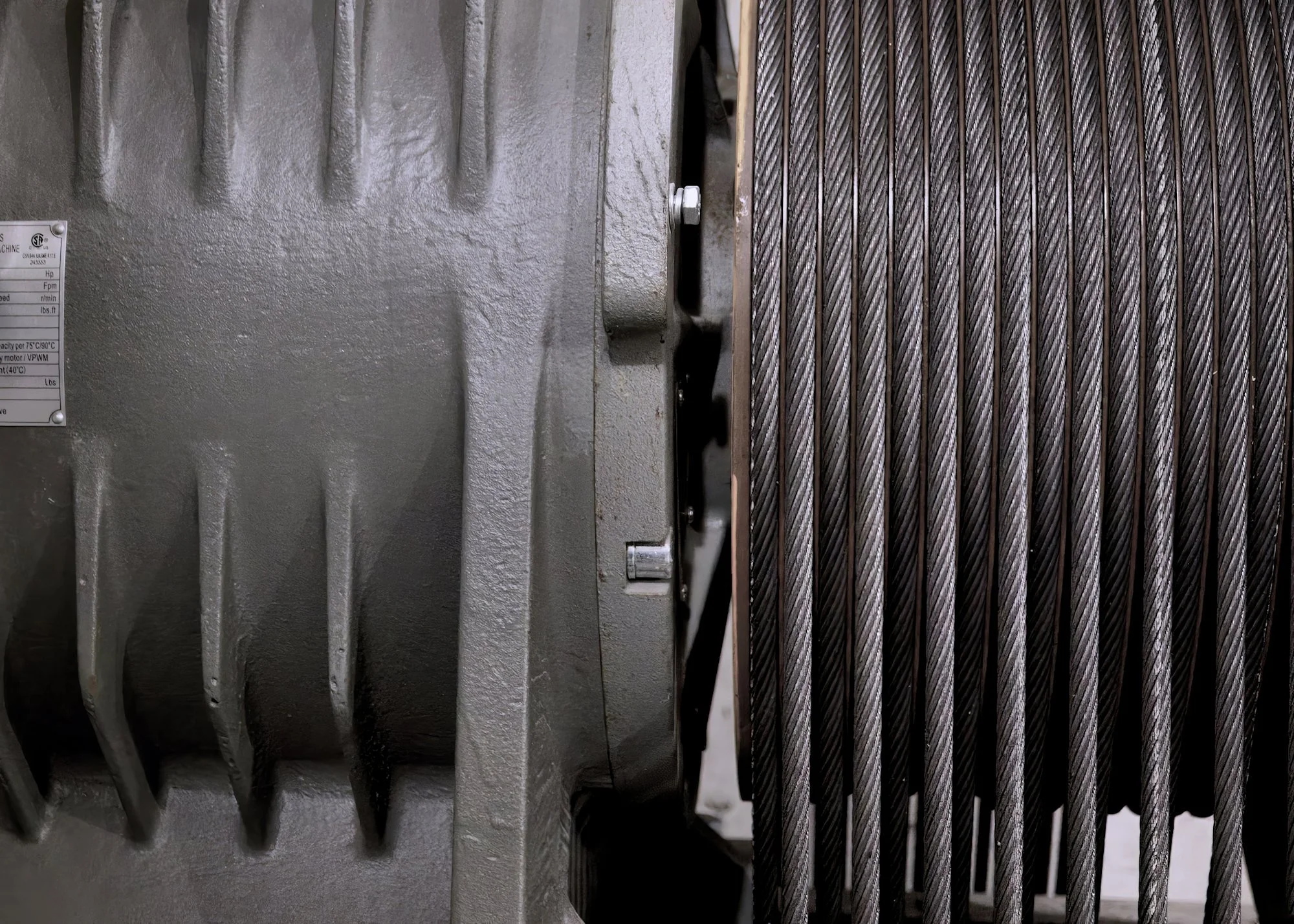 231010.A.02.N.02 - Elevator Motor and Cables