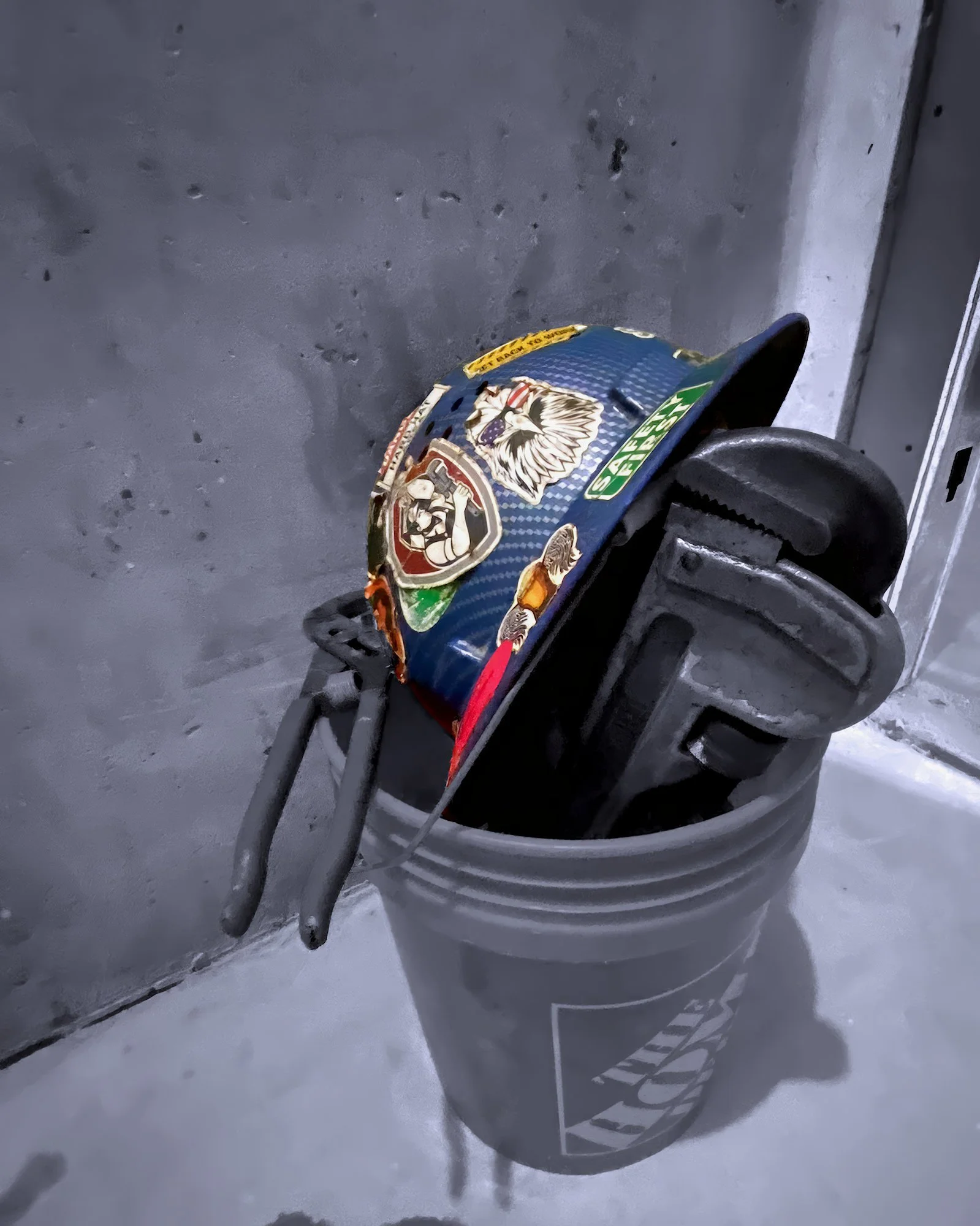 220323.A.08.N.01 - Hard Hat in a Bucket with Tools