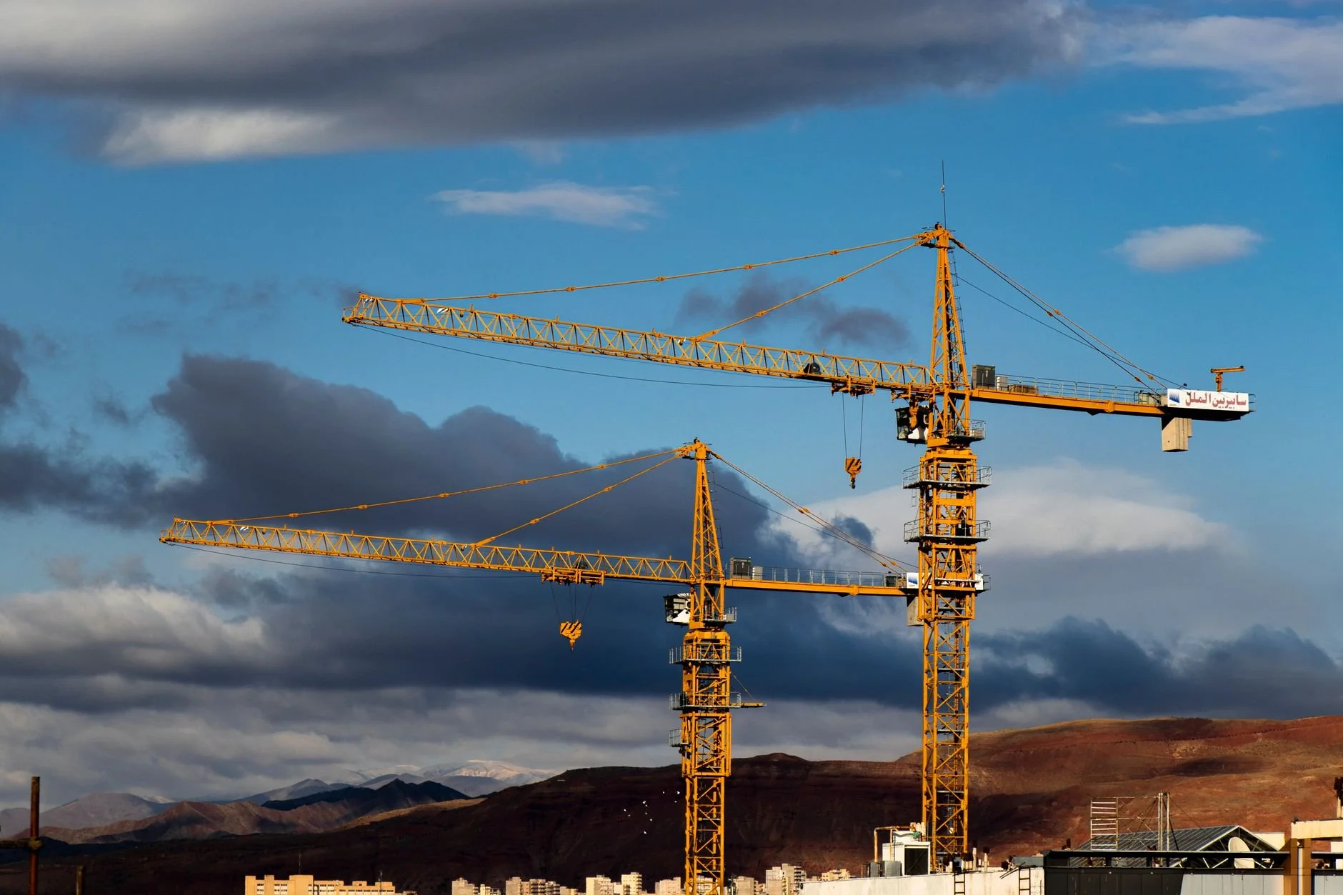 Best Crane Dispatch Software: What Multi-Crew Operators Should Look For