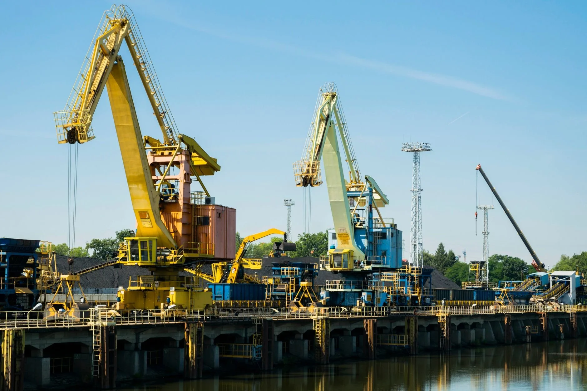 Why Generic Software Fails Crane &amp; Heavy Haul Firms