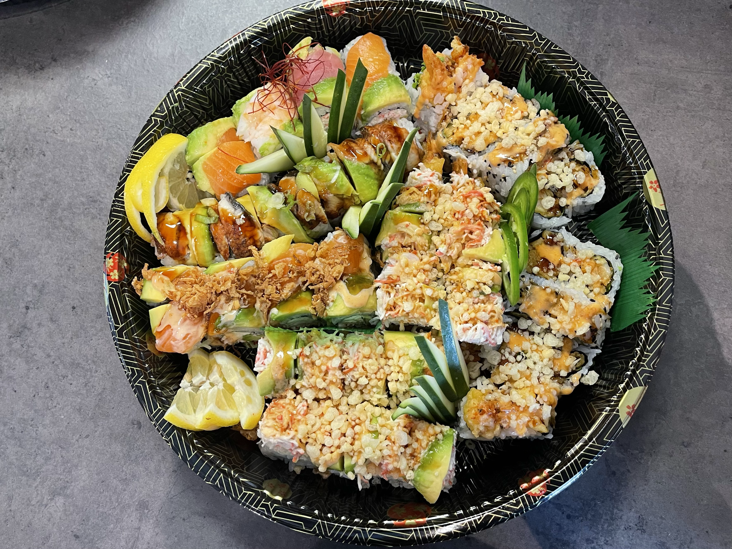 kiku party tray