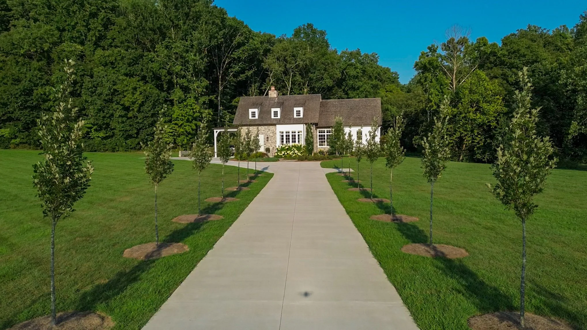 White Bluff Landscaping