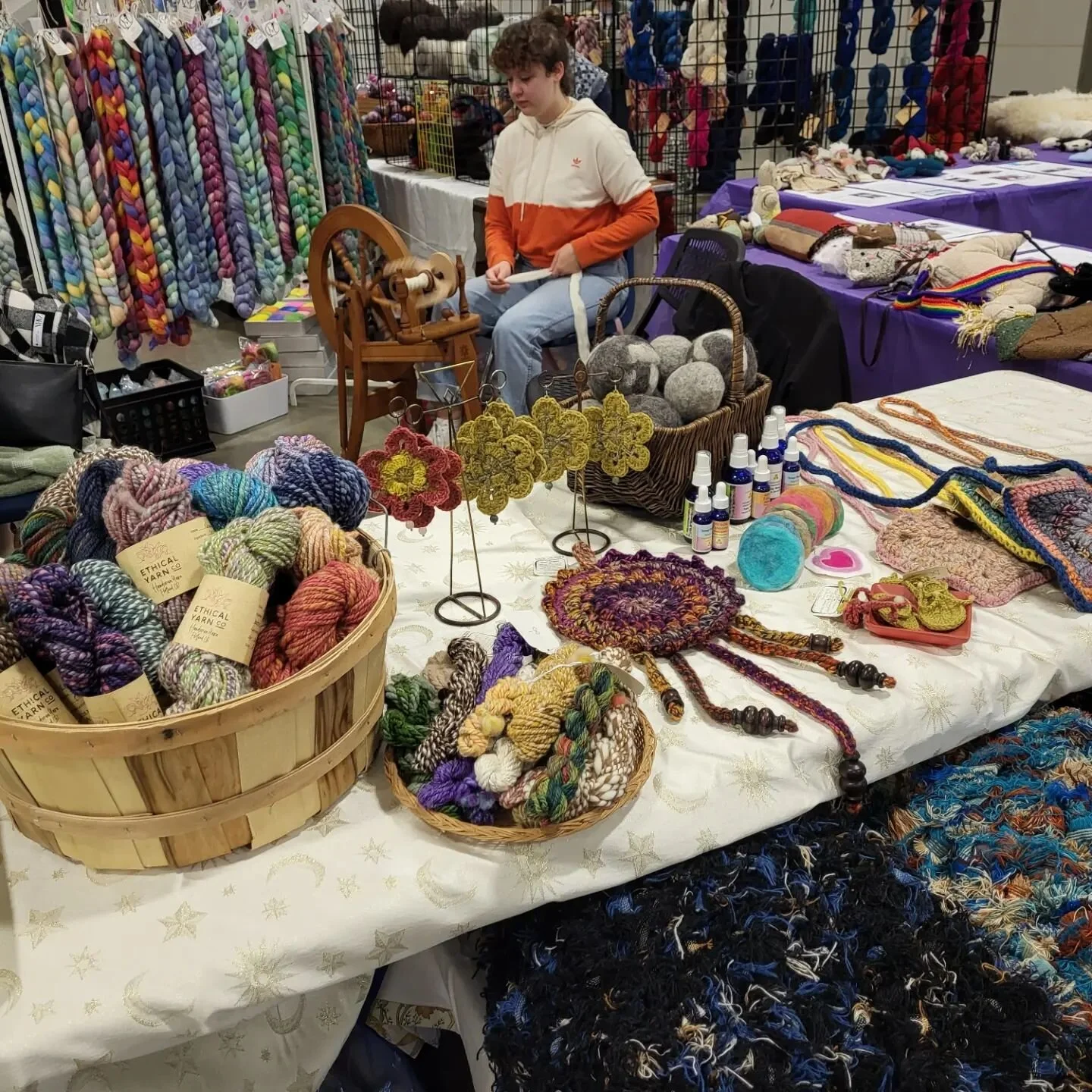 Second day of the festival! 
#oregonflockandfiberfestival