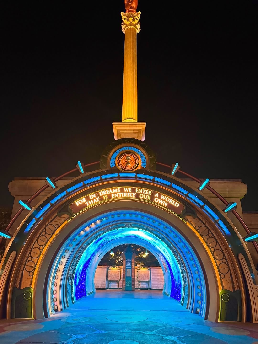 🪄✨The Wizarding World of Harry Potter &ndash; Ministry of Magic comes alive when the sun sets at Universal Epic Universe! 

From 1920s Paris to the 1990s British Ministry, get ready for an unforgettable journey filled with enchantment and adventure.