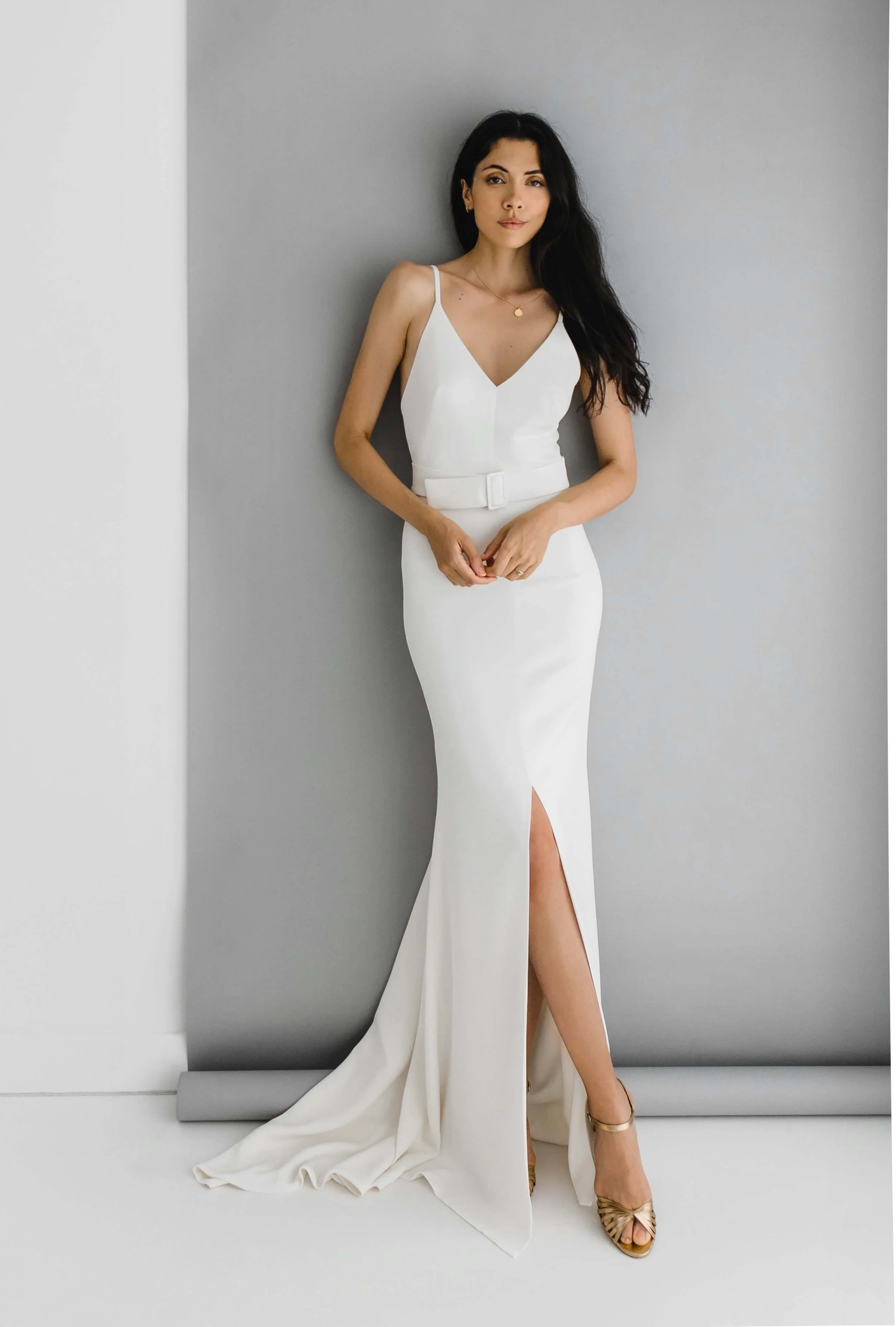 simple plain wedding dress