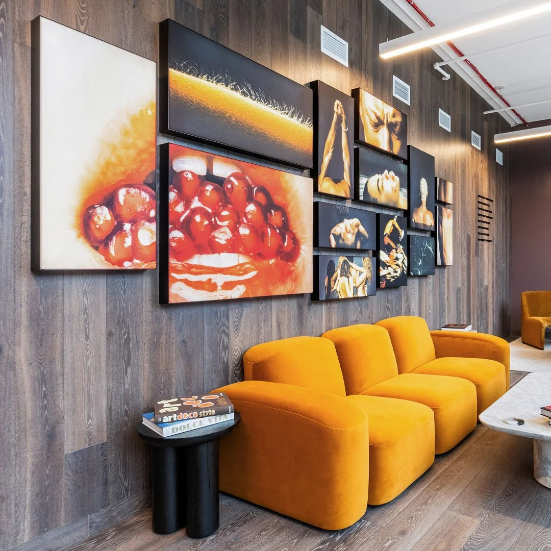 Another successful @equinox showroom from earlier this year! In addition to the vinyl graphic, acrylic prints, and lit signage, this Brooklyn location utilized dimensional lettering and light boxes featuring the brand&rsquo;s dramatic and impactful c