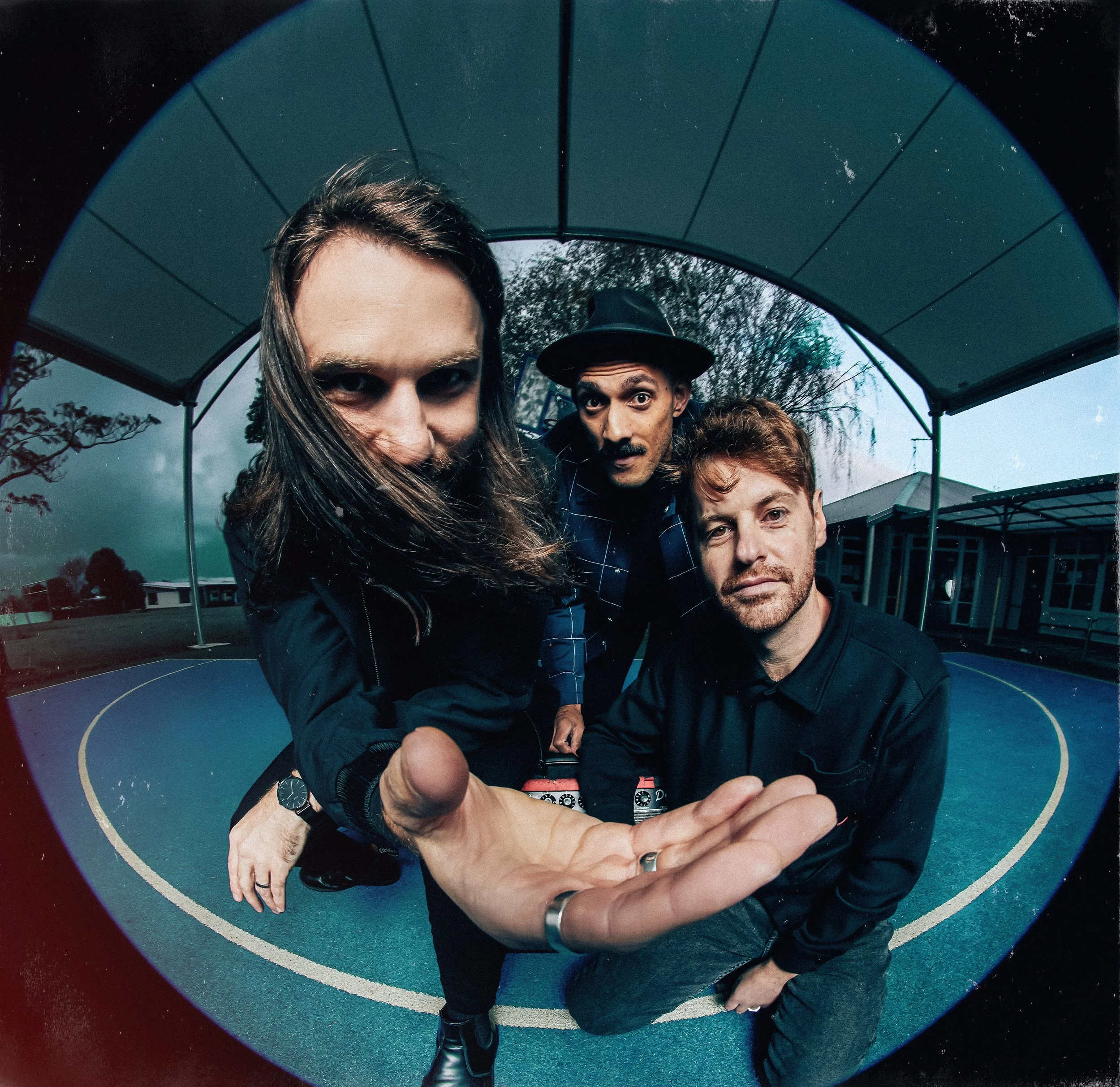 Clap Clap Riot: Interview + Single 'It's Alright', Tour Details