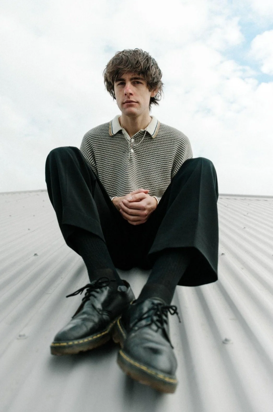 Wells*: Interview, Playlist + New Single 'Quitter'