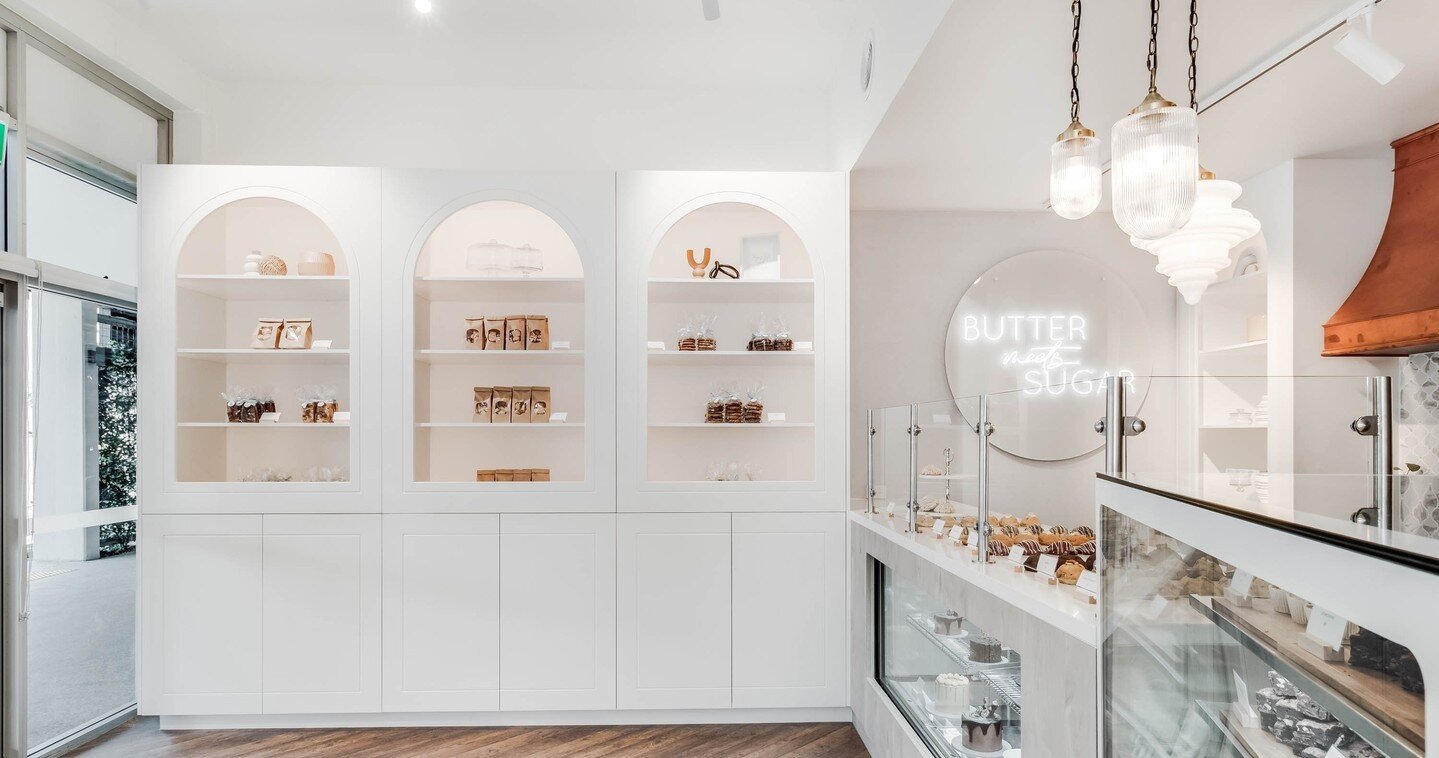 Enixr Built ||| Butter Meets Sugar ⁠
⁠
Located in Birkdale, we completed @buttermeetssugar_au 's new inviting, rustic-inspired fitout, where they serve up the goods including cookies, cakes, brownies and more! 🍪⁠
⁠
______⁠
#brisbaneconstruction #bri