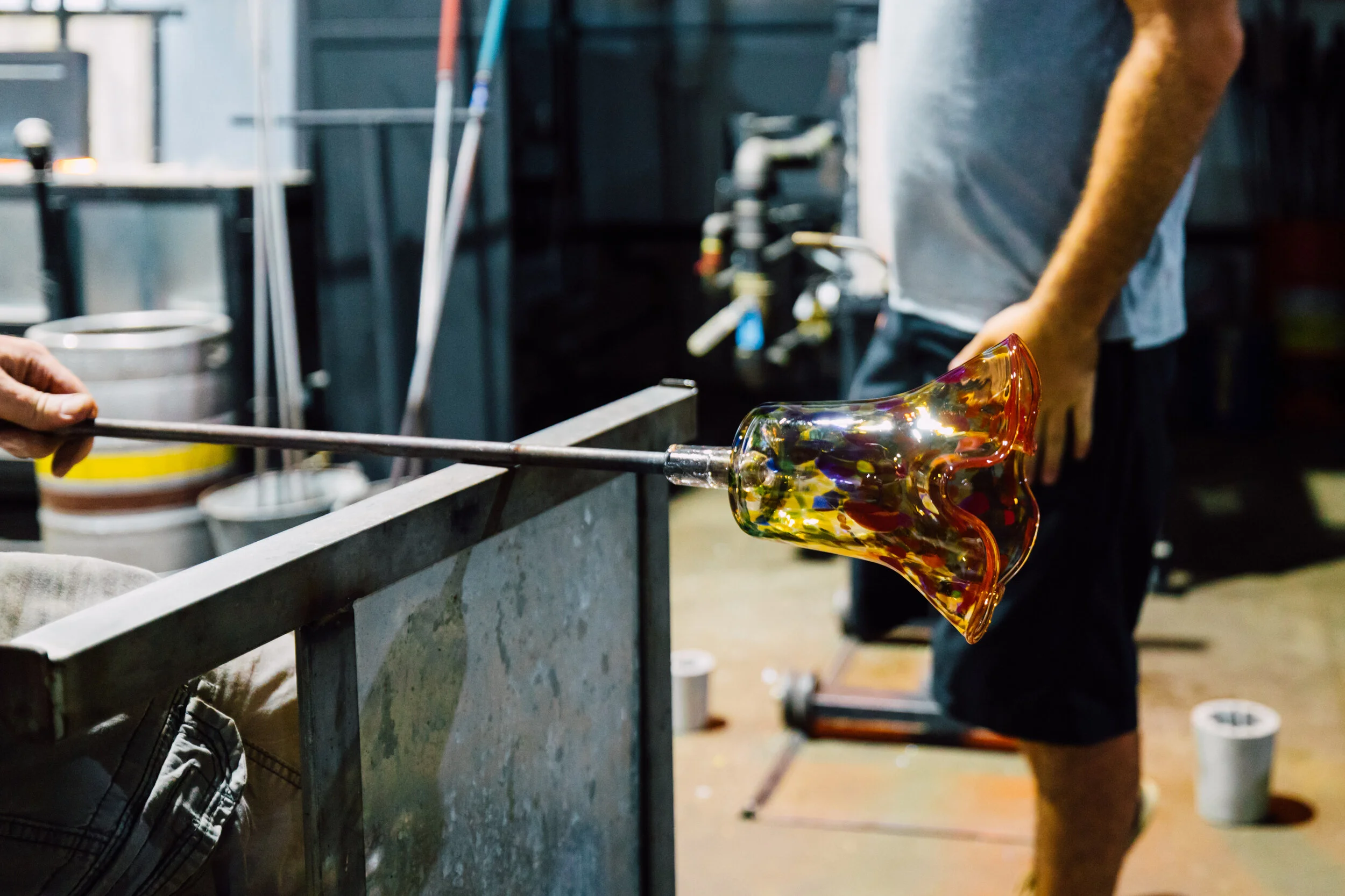 6 Week BEGINNING GLASS BLOWING — WYANDOTTE ART AND GLASS CENTER