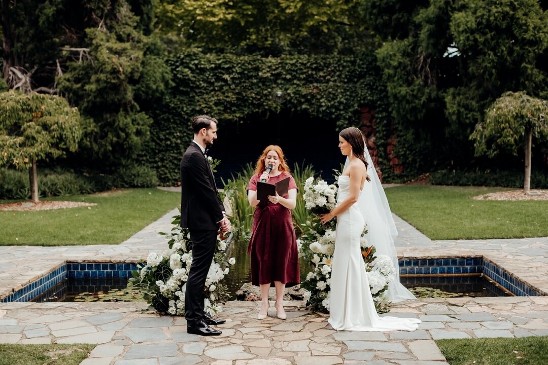Throwback to this time last year with the gorgeous Mia &amp; Sean 😍​​​​​​​​
​​​​​​​​
📸 by @annadewarweddings​​​​​​​​
​​​​​​​​
 #melbournewedding #weddinginspo #celebrant #melbournecelebrant #weddingcelebrant #weddingcelebrantmelbourne #weddingphoto