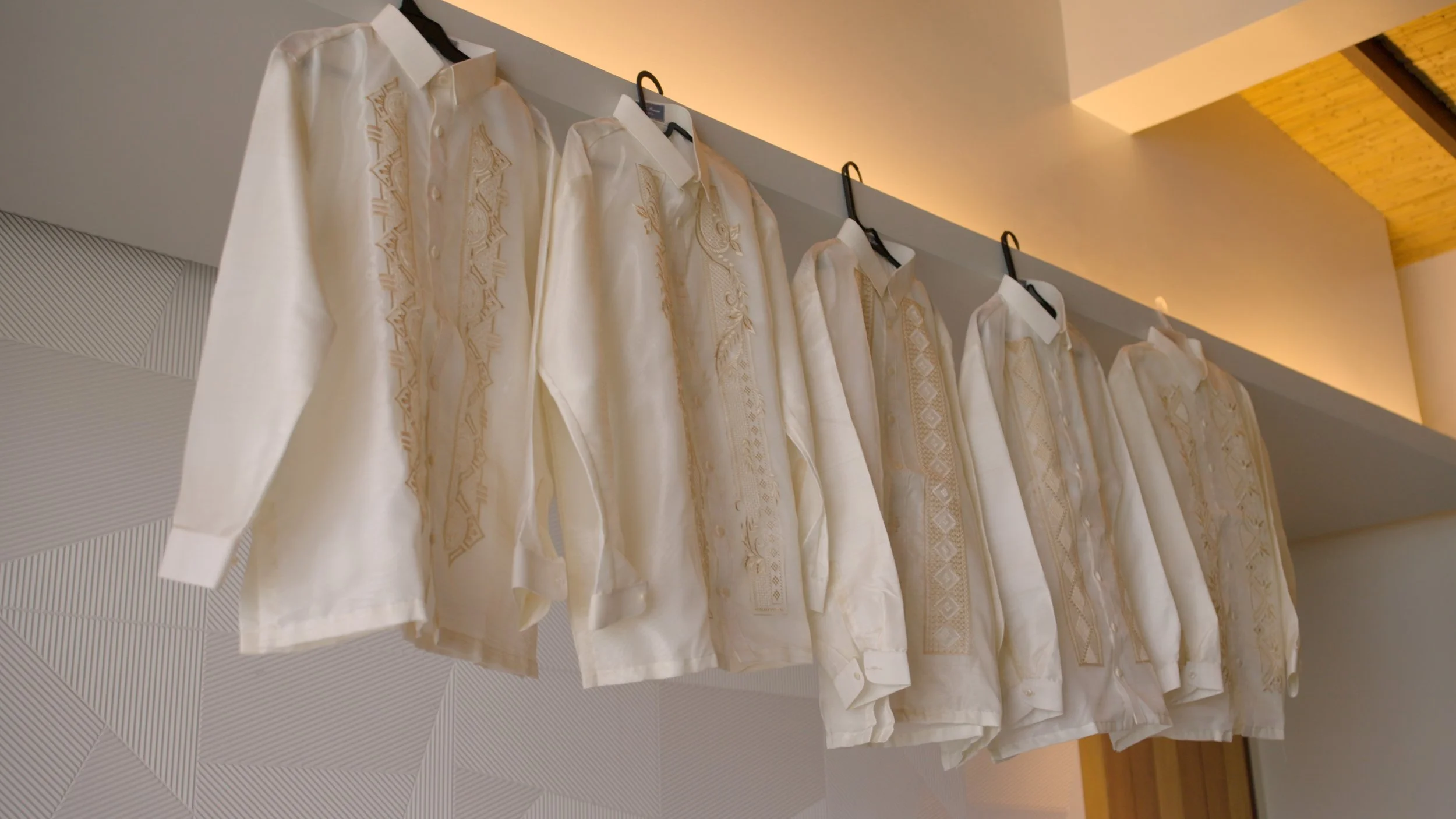 R&G SELECTS.00_04_35_01.Still077.jpg