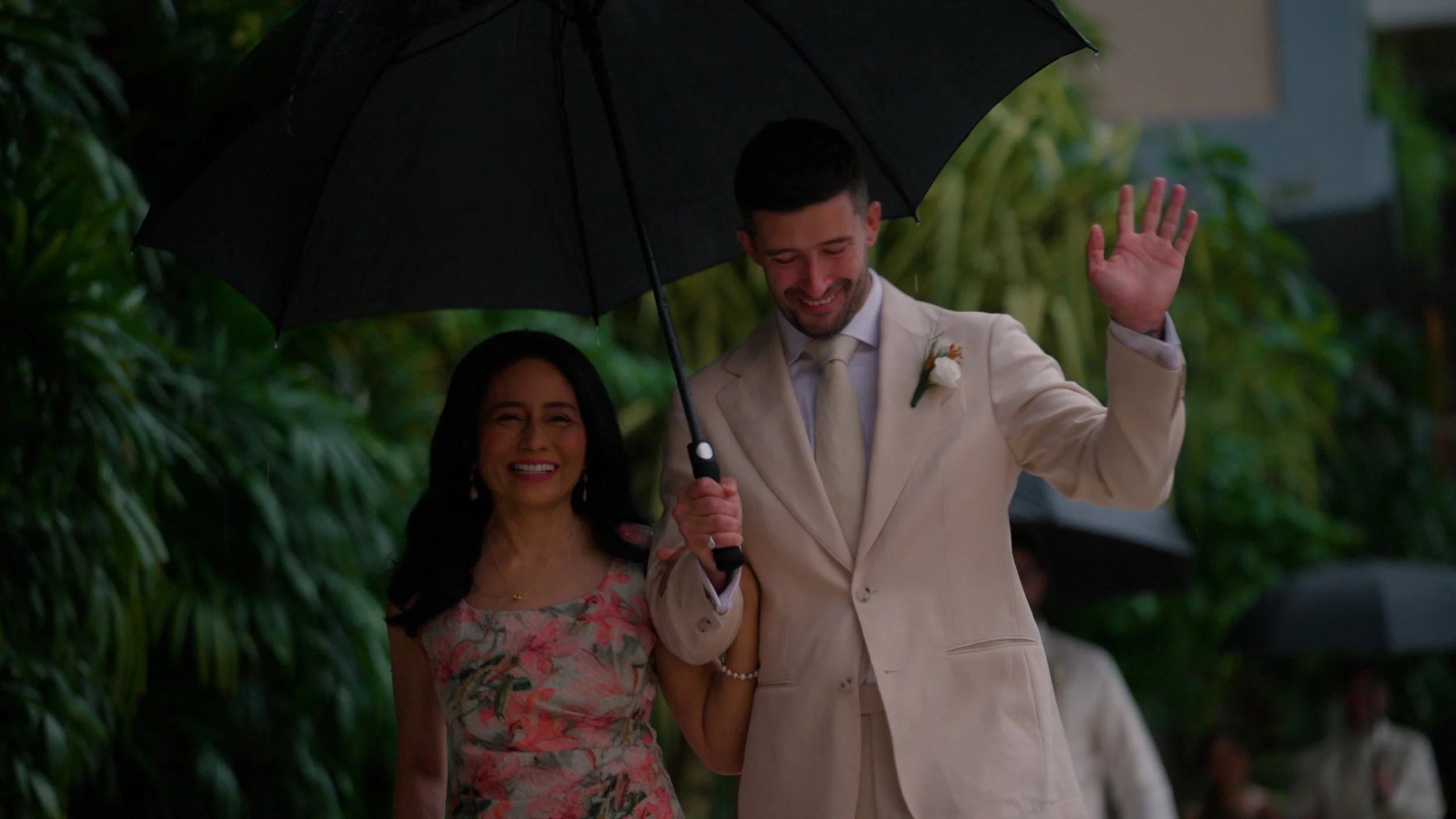 R&G SELECTS.00_07_36_11.Still059.jpg