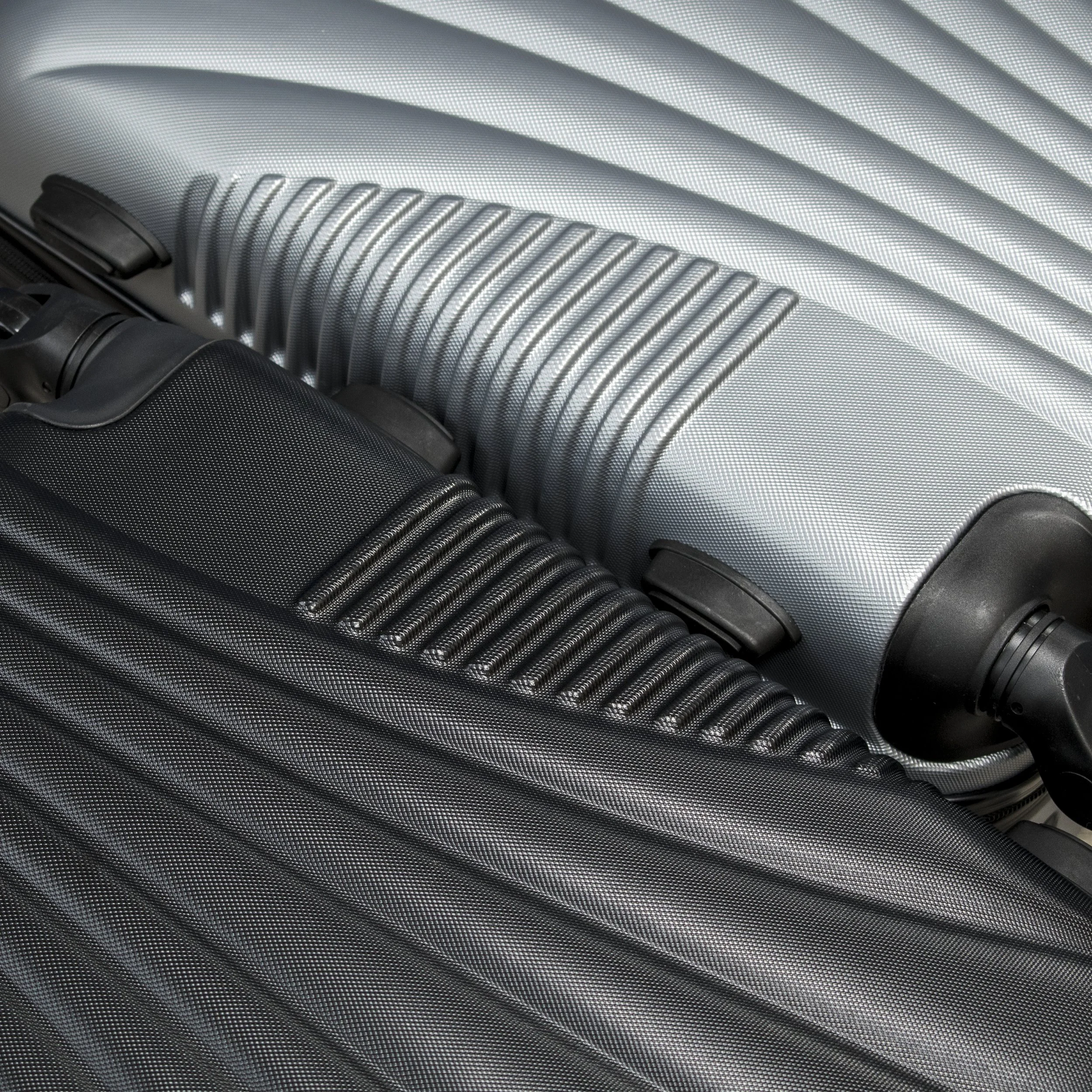 LG48BK vs LG48SL 2.jpg