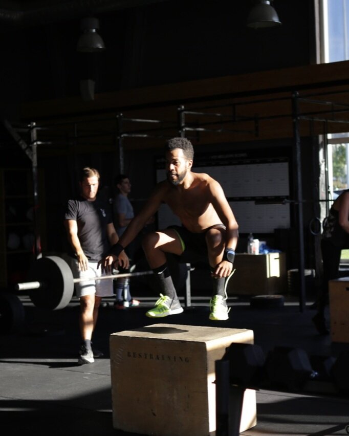  CrossFit Indarra à Bestraining Biarritz  Salle de sport adaptée à toutes et tous. CrossFit, Crosstraining, Strongman, Spinning, Mobilité, Pilates, Boxe, Yoga 