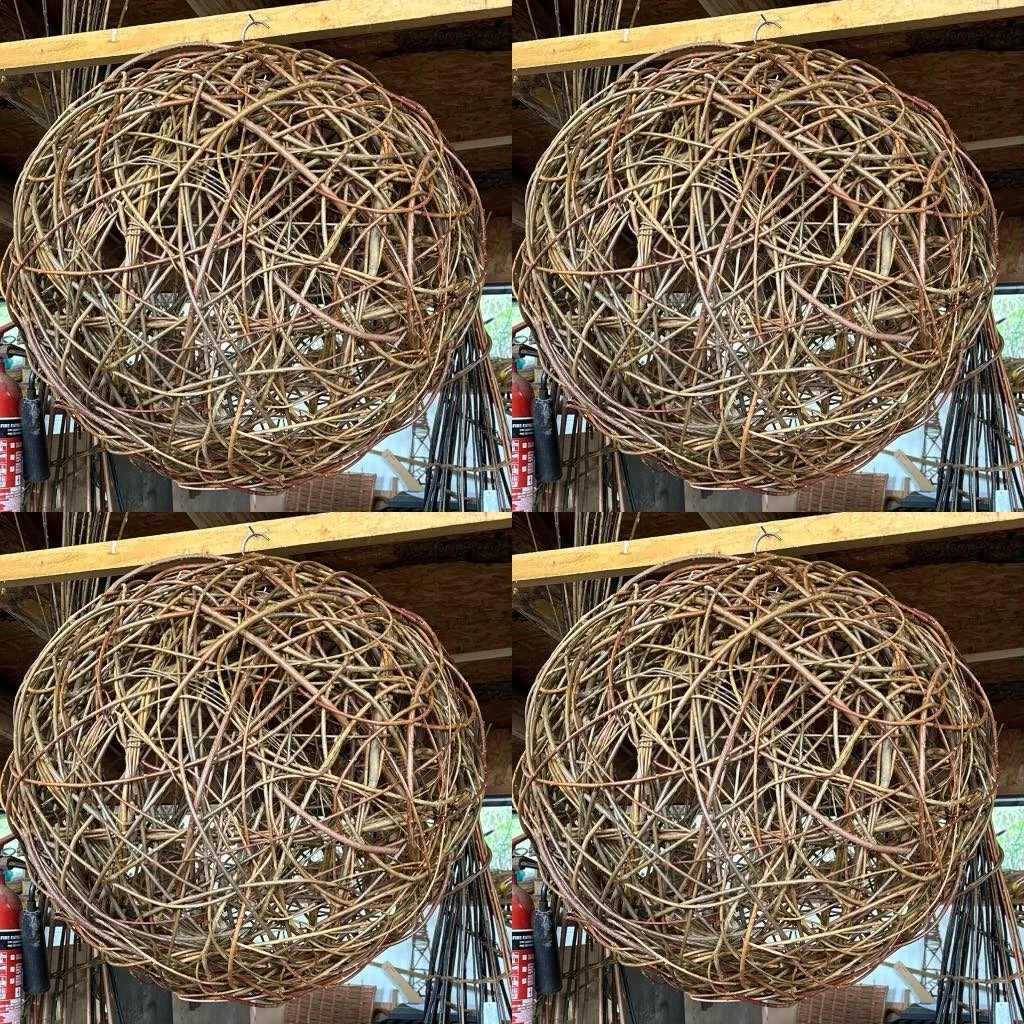 garden globe sculpture.jpg