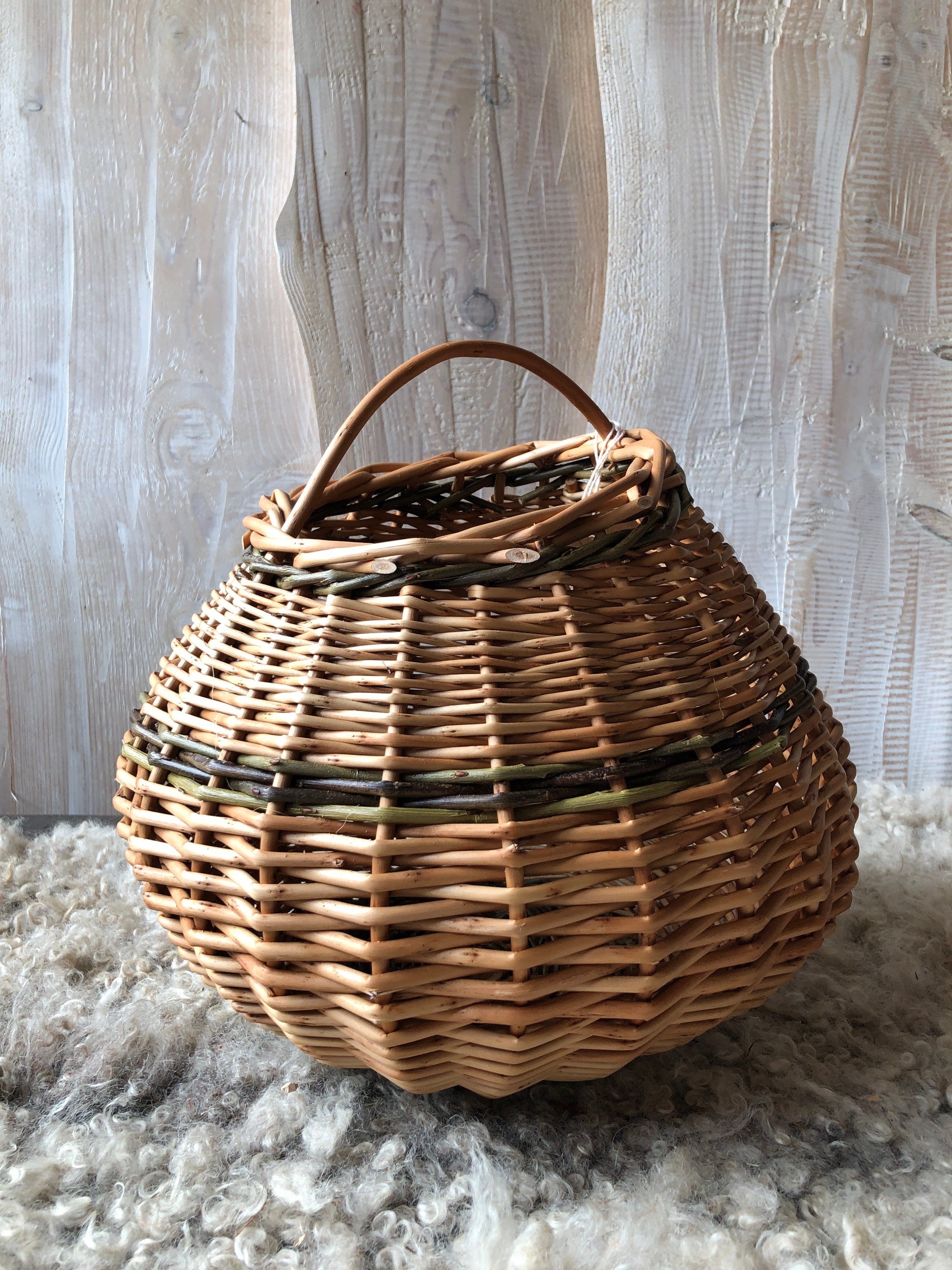 https://i.etsystatic.com/6663975/r/il/dd8e40/2889053341/il_fullxfull.2889053341_1lov.jpg