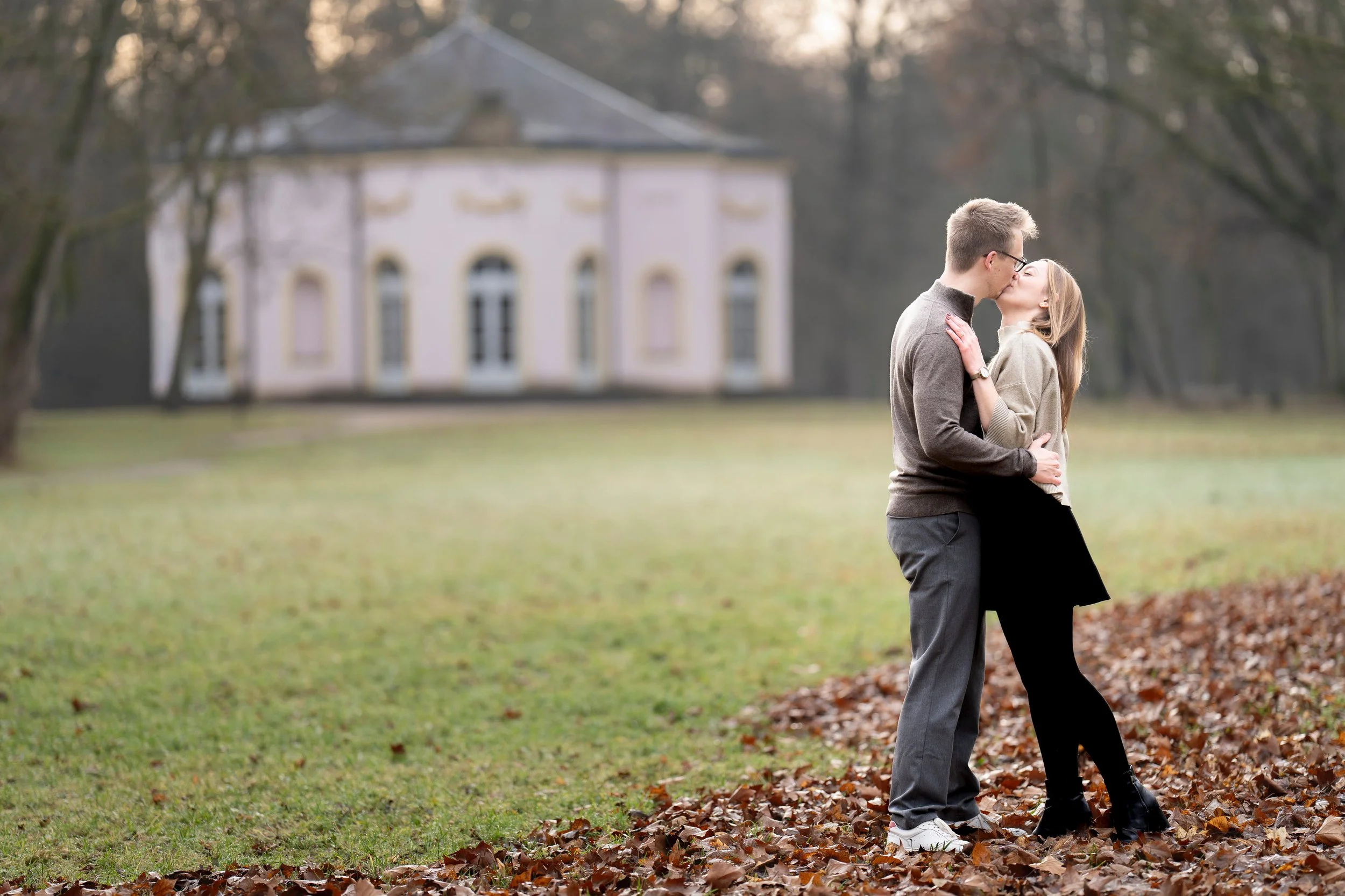 Verlobungsshooting Schloss Schönbusch Aschaffenburg