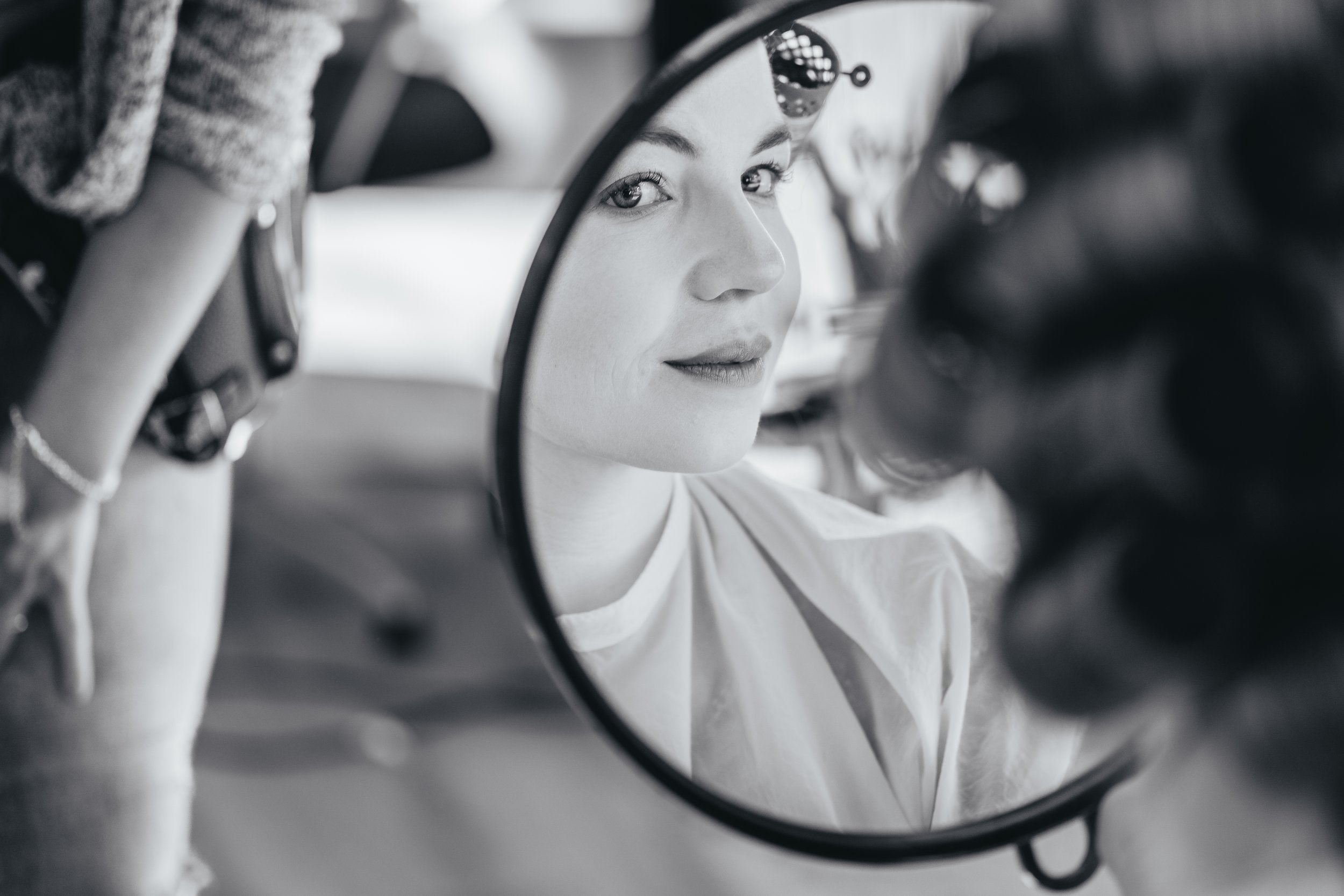 Zeitlose Hochzeitsreportagen in Frankfurt am Main. Fotografiert von Hochzeitsfotograf.