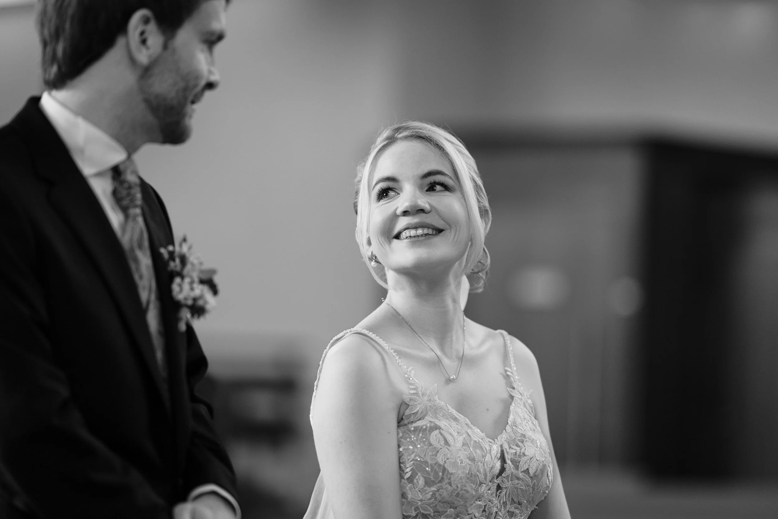 Hochzeitsfotograf Frankfurt am Main. Zeitlose und hochwertige Hochzeitsreportagen in Frankfurt und Hessen.