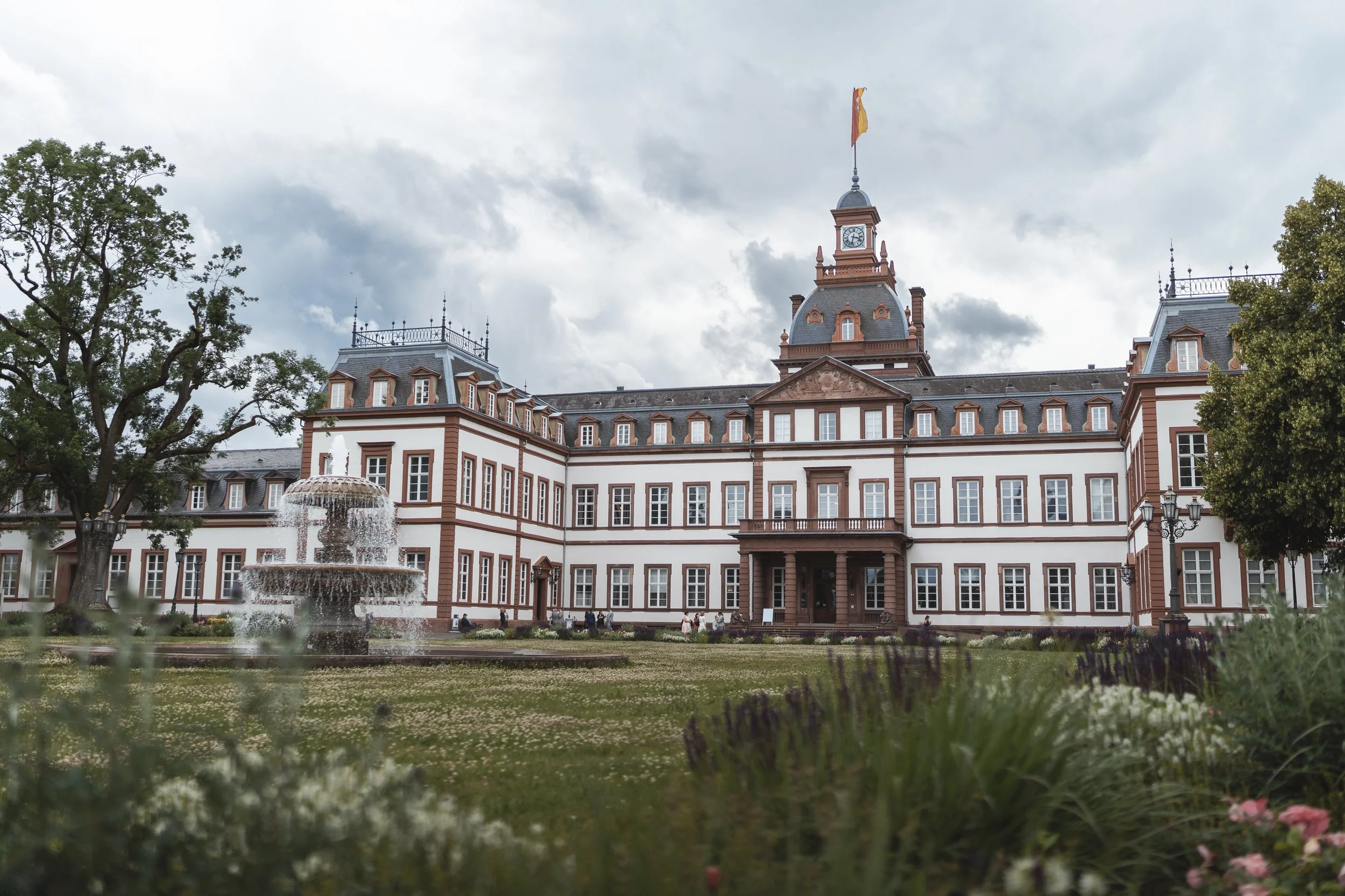 Hochzeitsfotograf Frankfurt am Main. Zeitlose und hochwertige Hochzeitsreportagen in Frankfurt und Hessen.