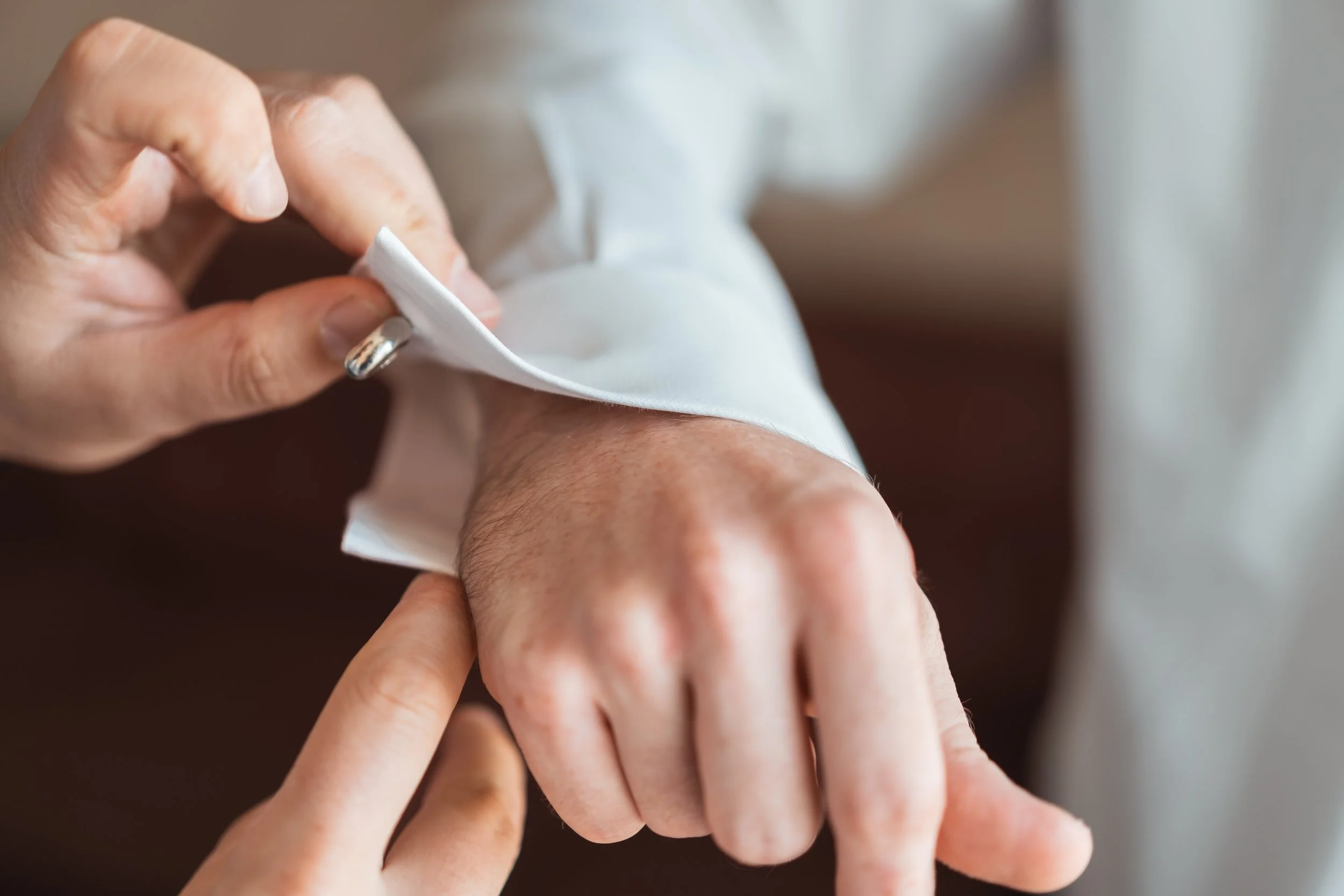 Hochzeitsfotograf Frankfurt am Main. Zeitlose und hochwertige Hochzeitsreportagen in Frankfurt und Hessen.