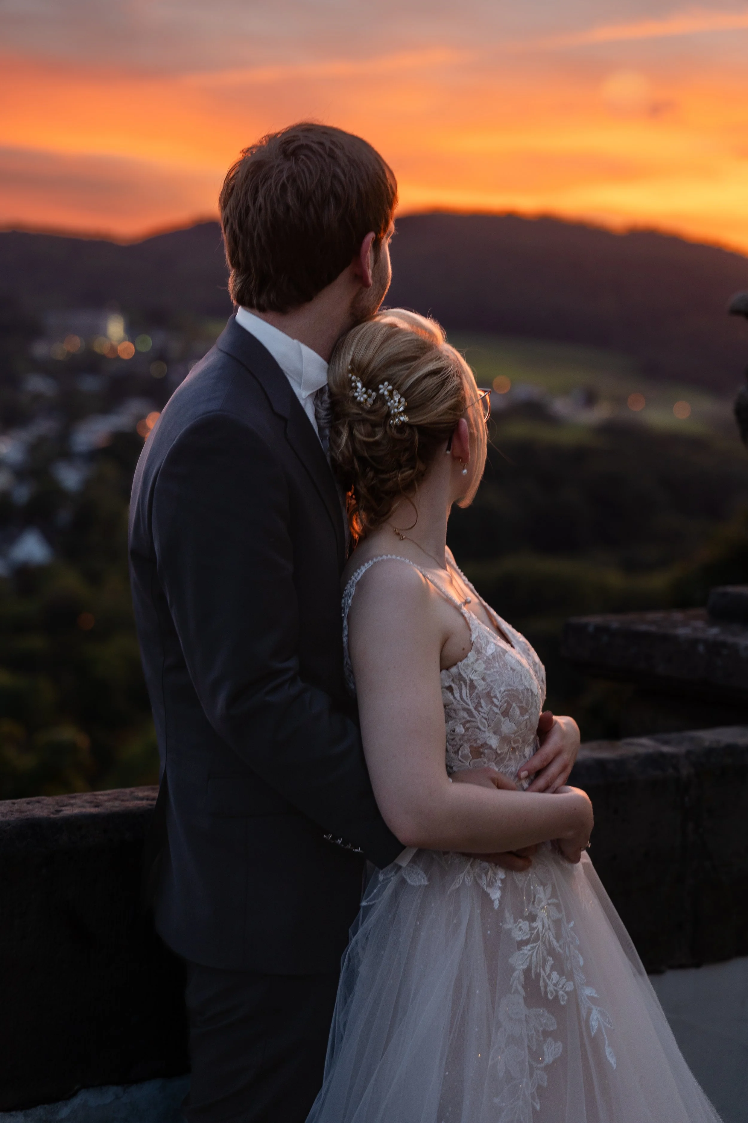 Zeitlose Hochzeitsreportagen in Frankfurt am Main. Fotografiert von Hochzeitsfotograf.