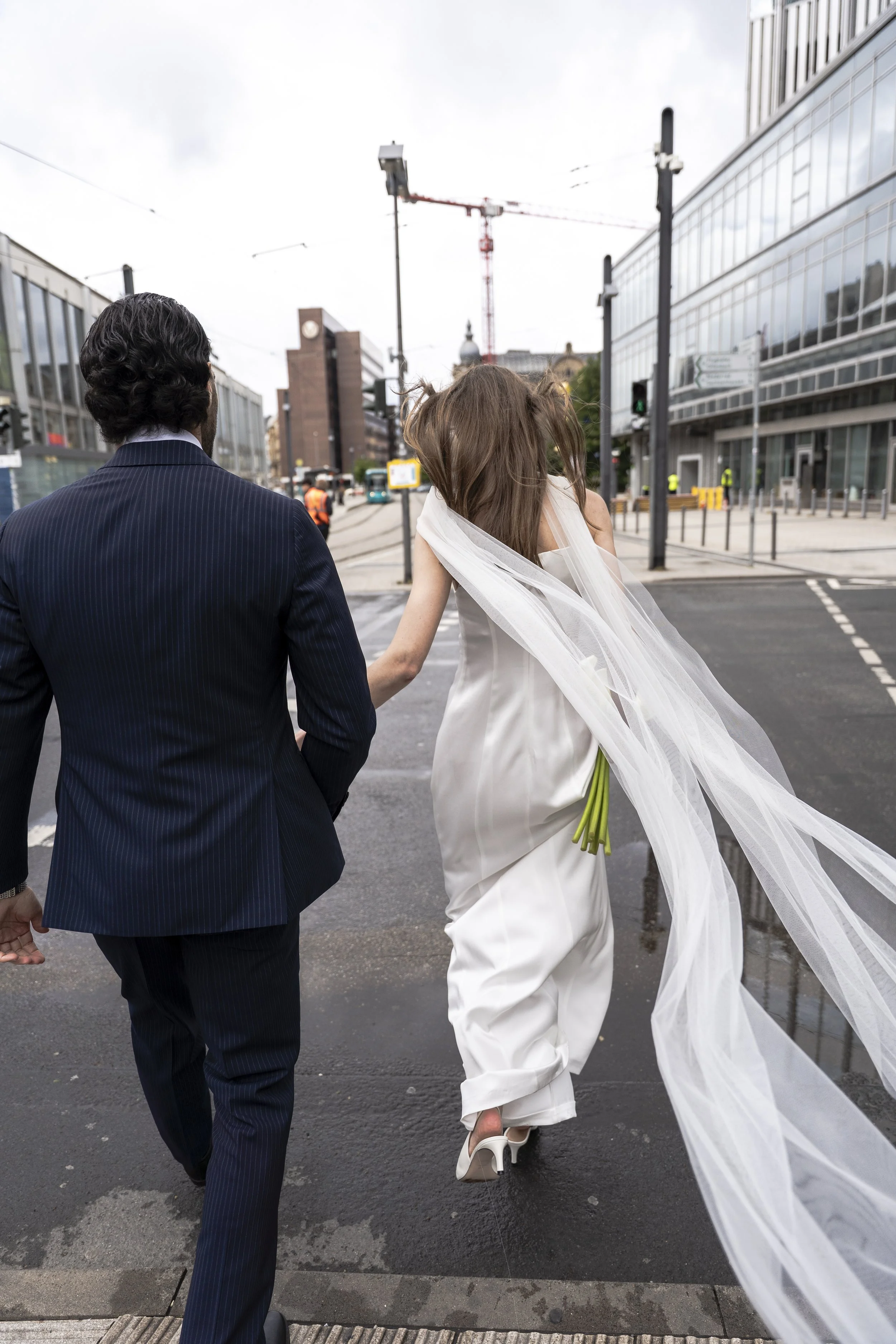 Hochzeitsfotograf Frankfurt am Main. Zeitlose und hochwertige Hochzeitsreportagen in Frankfurt und Hessen.