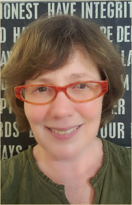 Stephanie Lundeen, Writer &amp; Editor