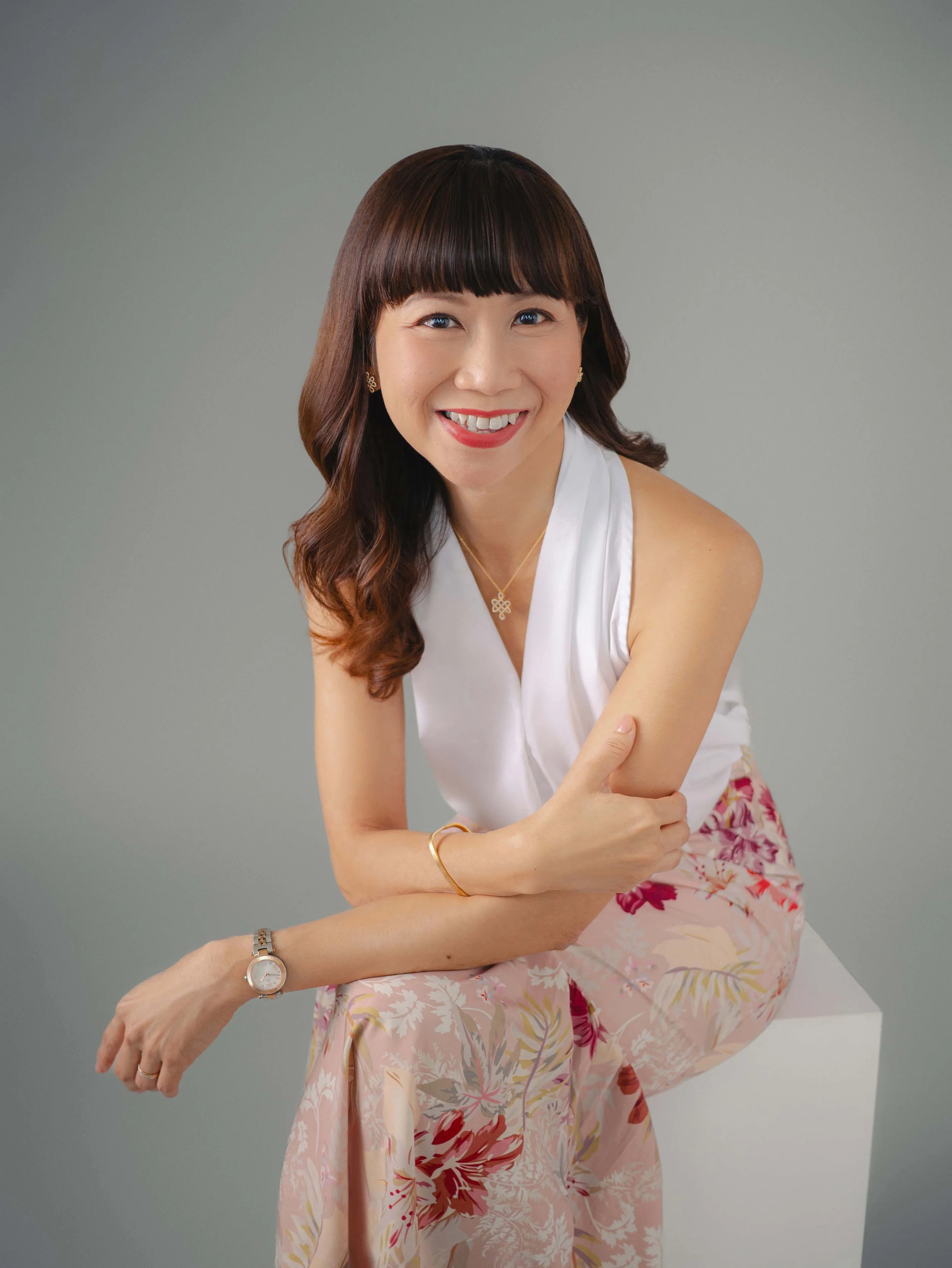 Sarah Poh corporate headshot singapore, professional photo shoot for personal branding at Terra photo studio