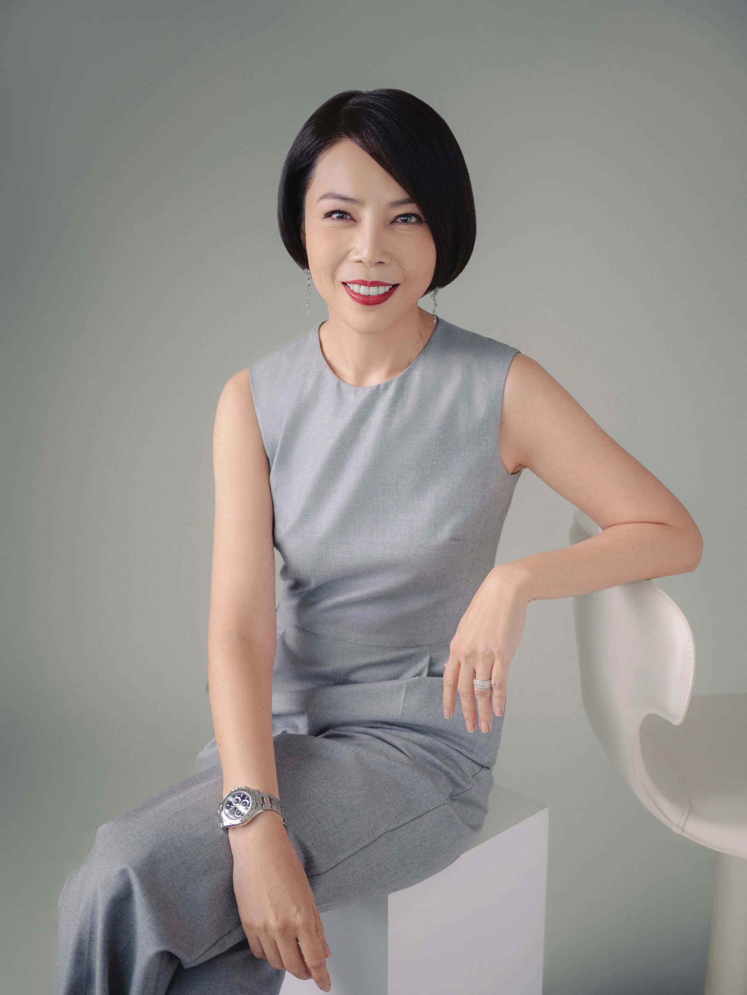Belinda Tan Grand Thornton corporate headshot singapore, professional photo shoot for personal branding at Terra photo studio