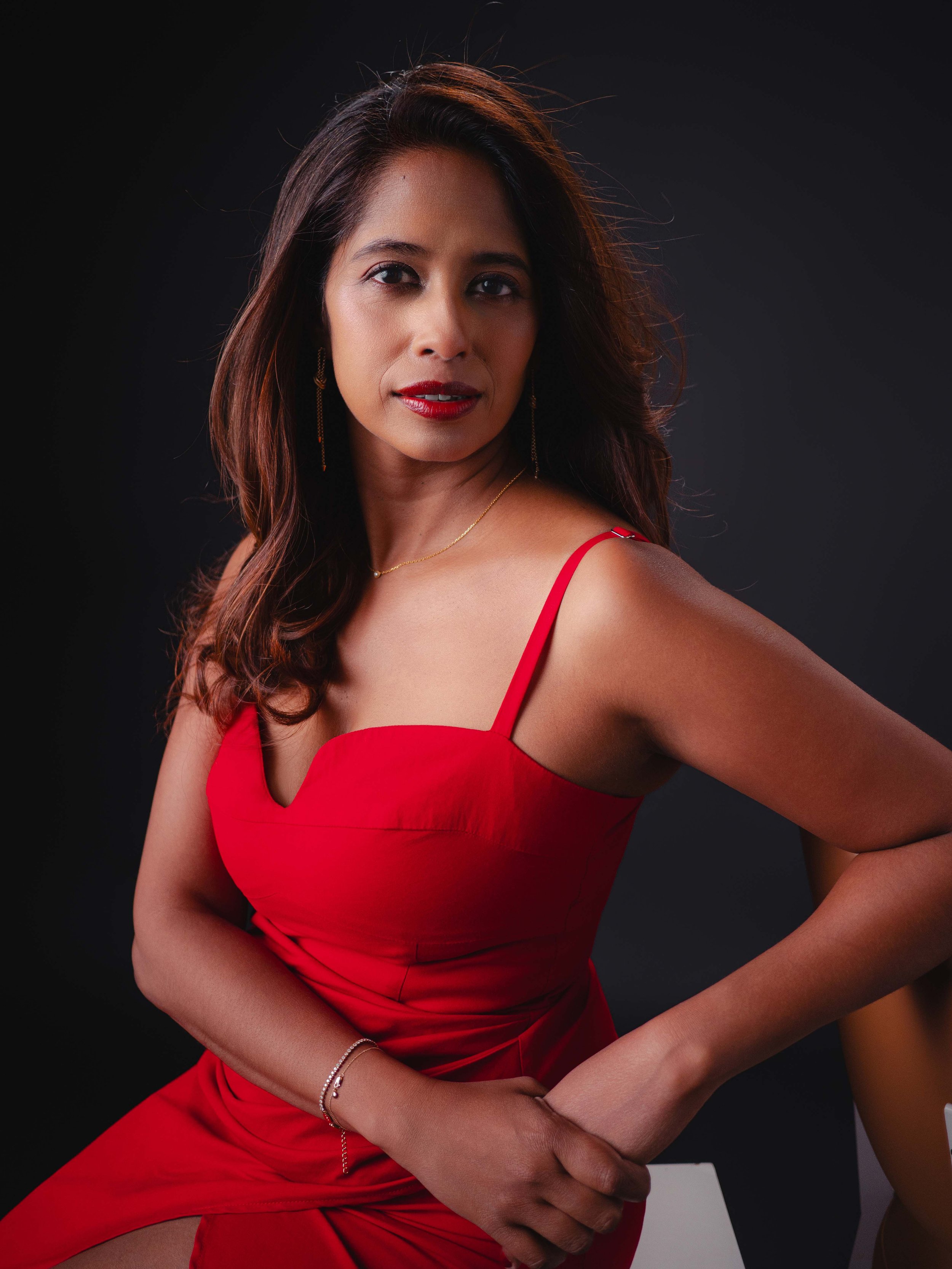 pritha hariram personal portrait singapore, professional photo shoot for personal branding at Terra photo studio