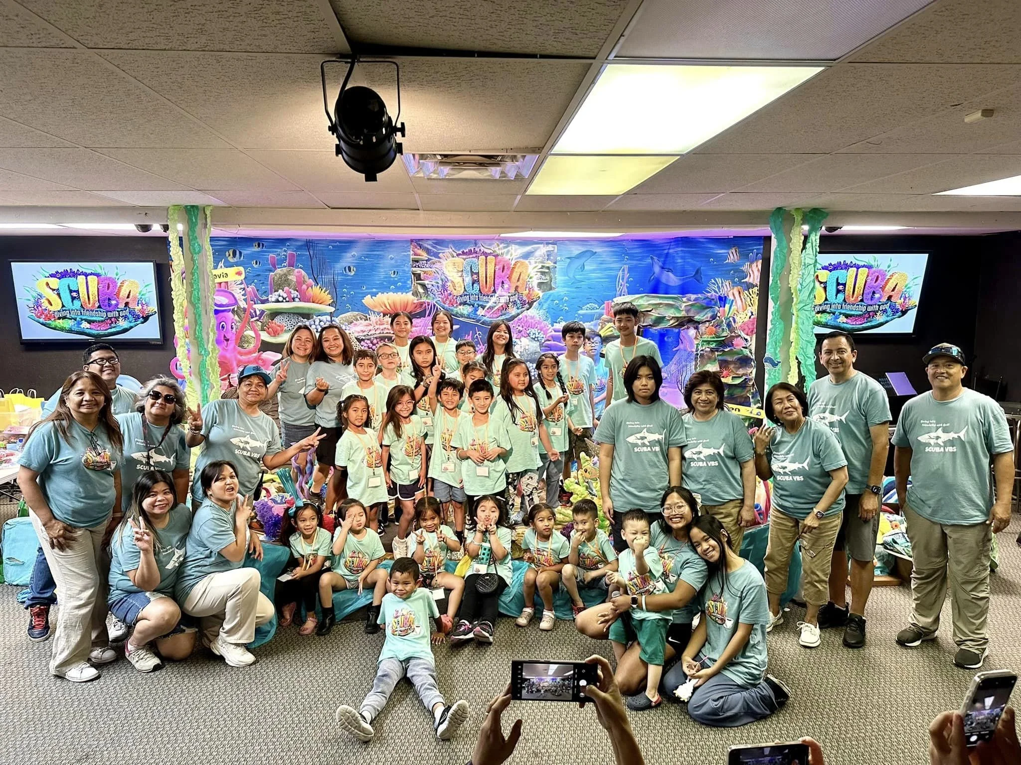 VBS group pic 2 2024.jpg
