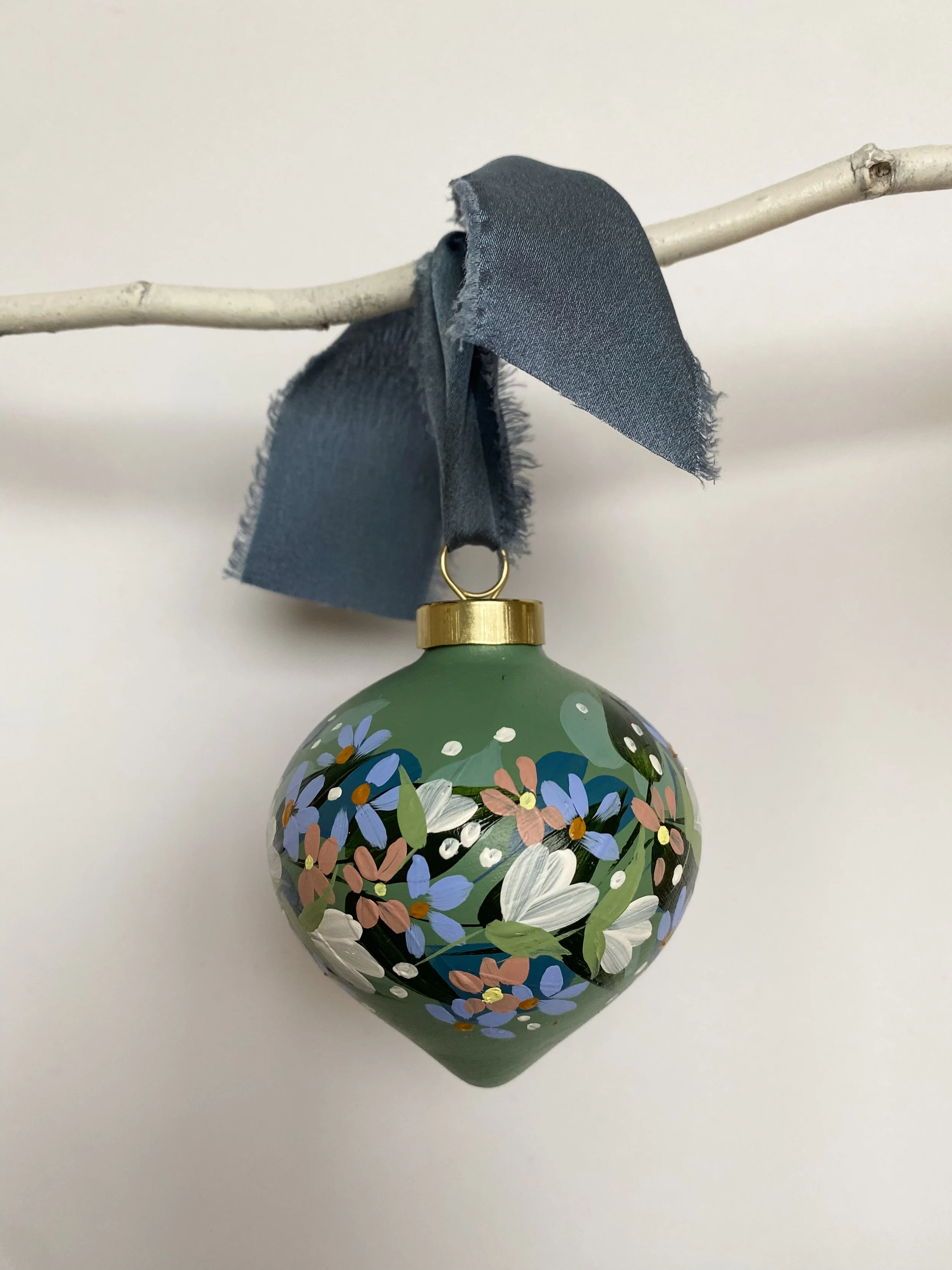 ornament 2025 #2.jpeg