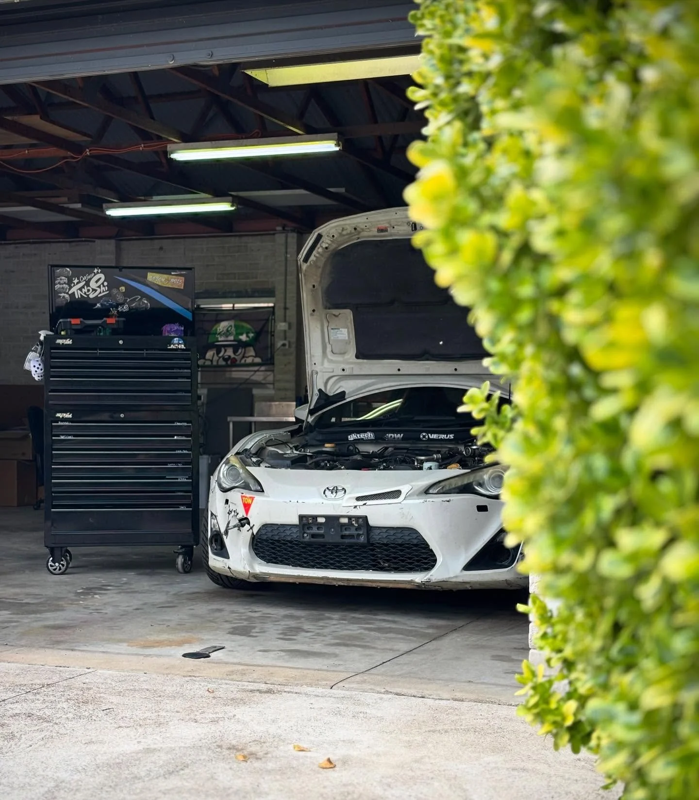 Starting a fun little project today (yes, the day before we leave for Japan 🤣) swapping this HKS supercharged GT86 to the engine it should have had in the first place, a 1JZ VVTi ✨