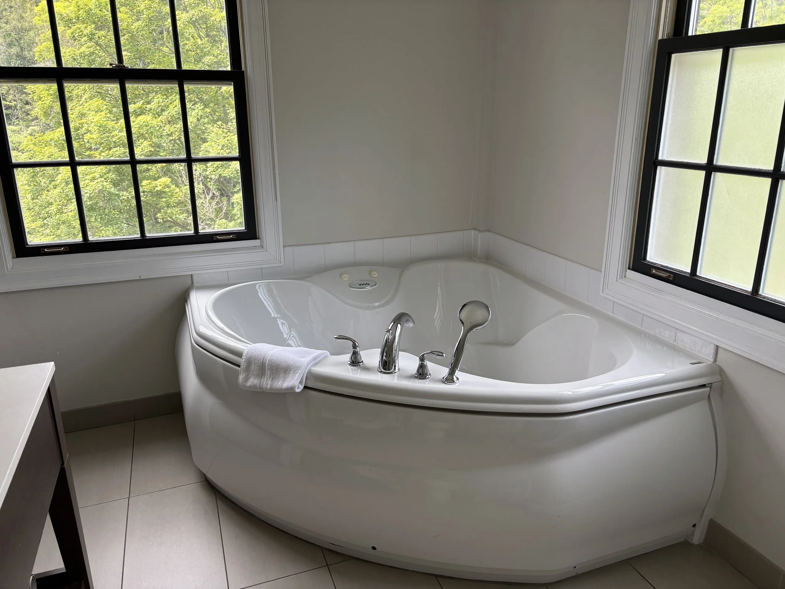 jacuzzi_moulin_wakefield.jpeg