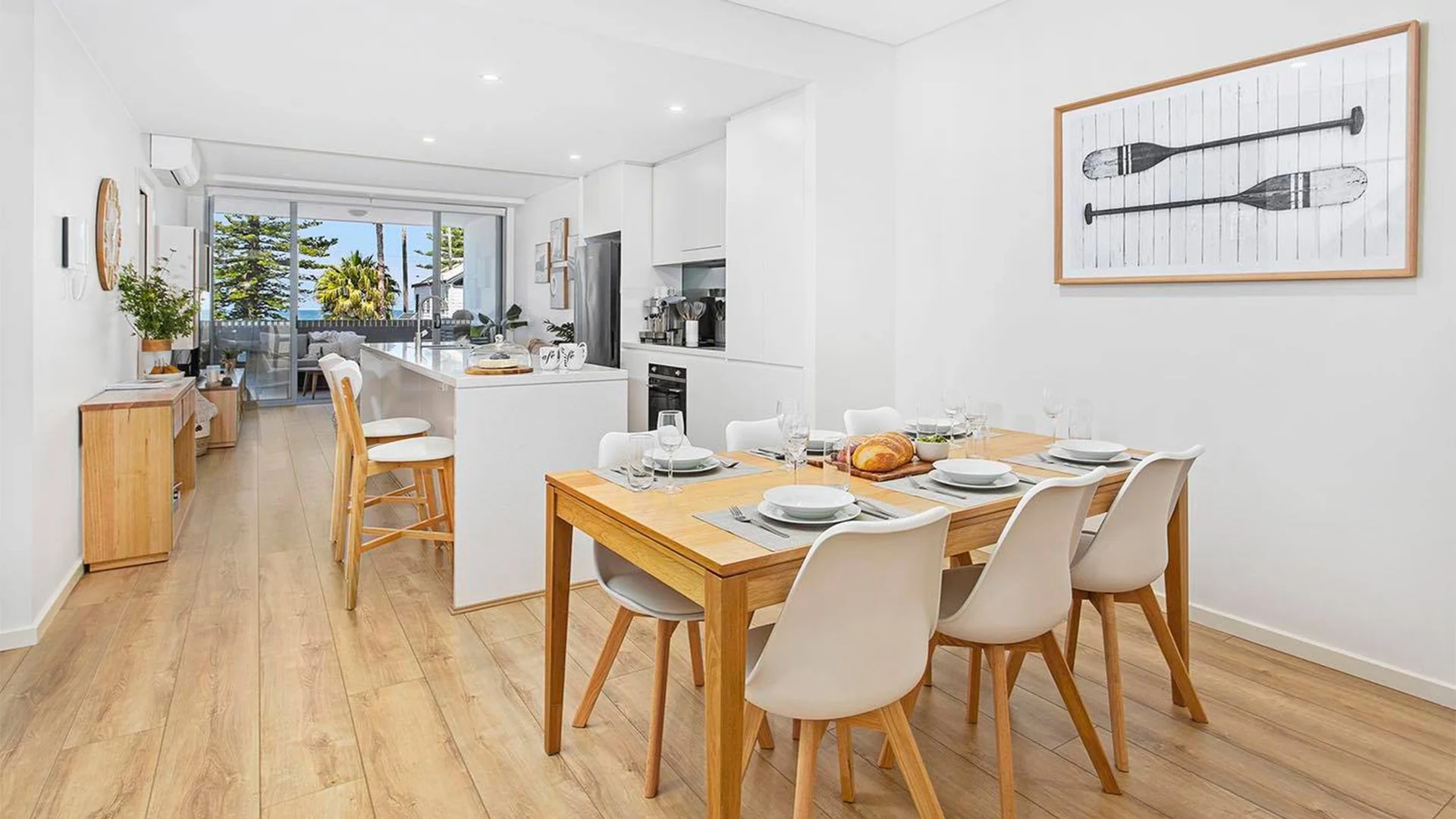 Bikinis & Martinis Stay in a Beach apartment in Kiama — Girls Getaways