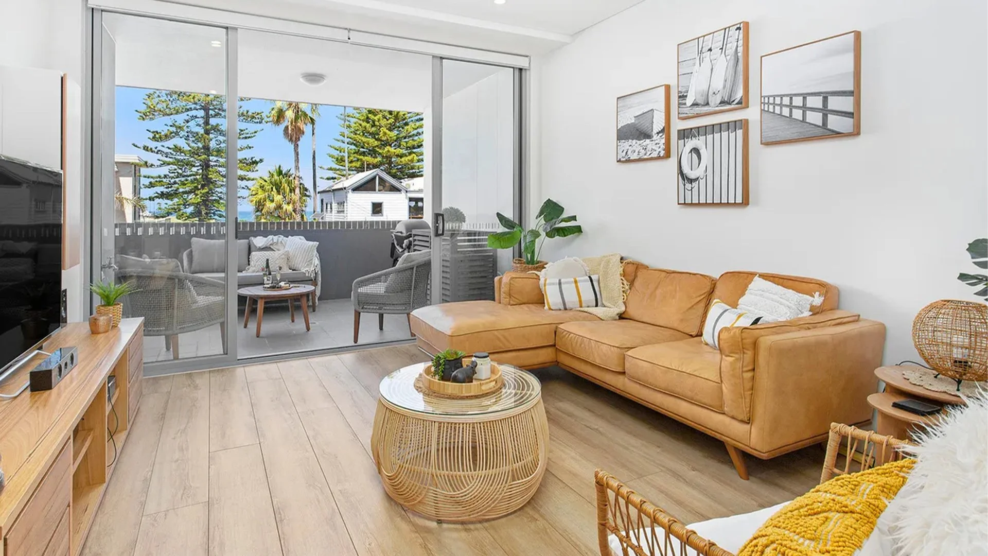 Bikinis & Martinis Stay in a Beach apartment in Kiama — Girls Getaways