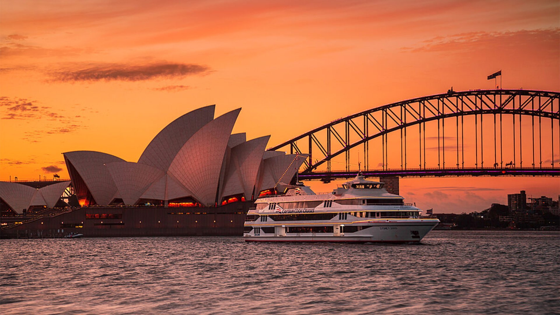 Sydney-CBD_Our-Little-Secret_Captain-Cook-Cruises(10).jpg