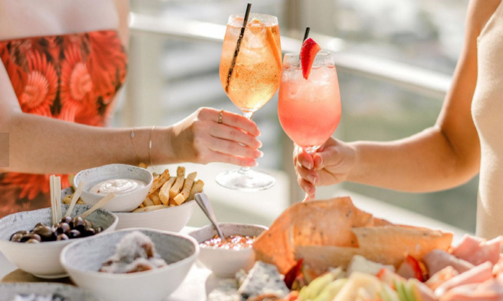 Spritzers at Sunset – Broadbeach