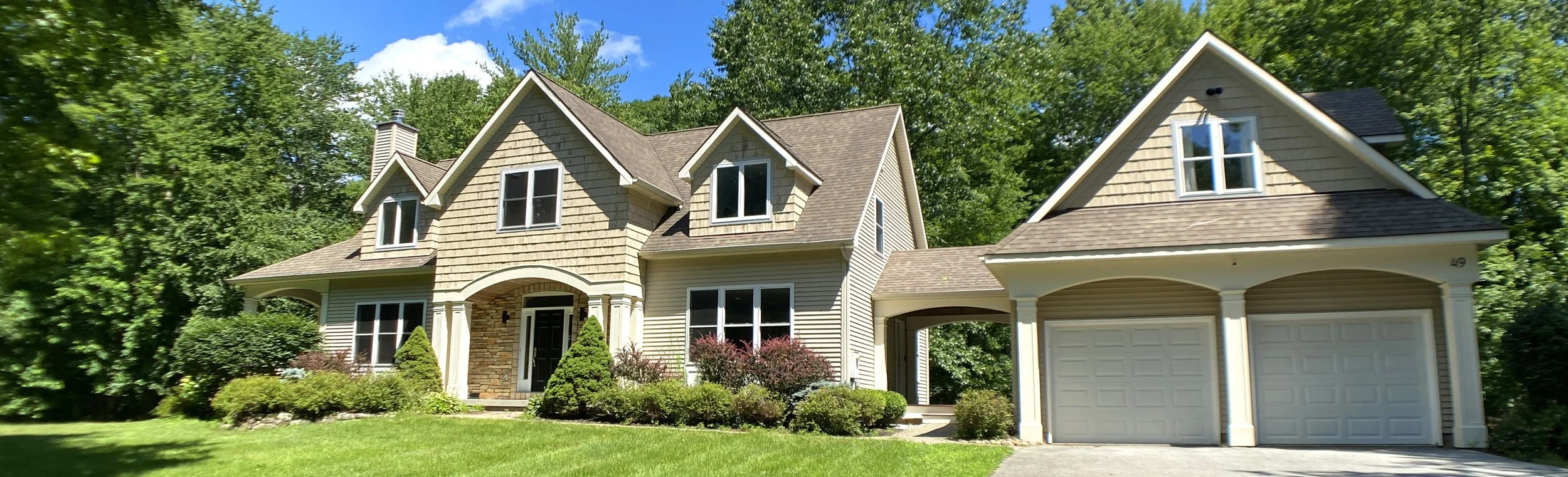 exterior_landscape.jpg