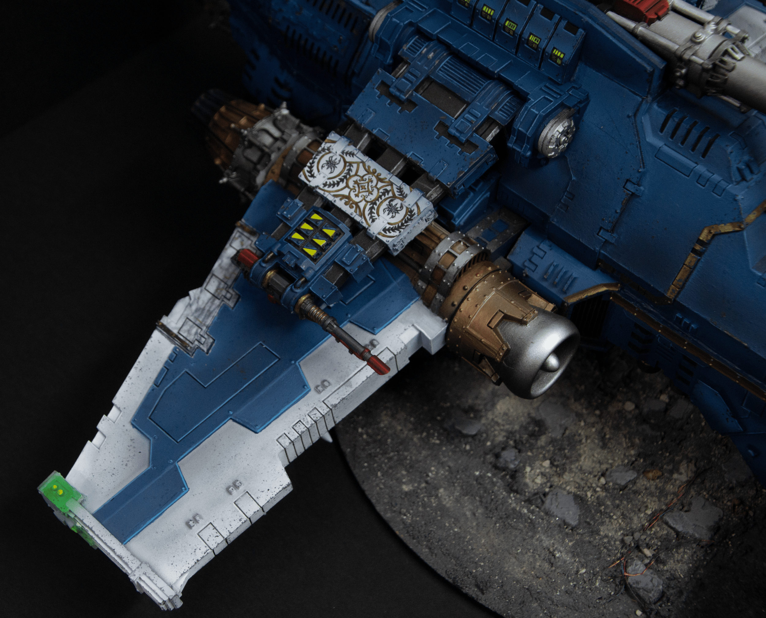 thunderhawk-gunship-attack-wing-detail.png