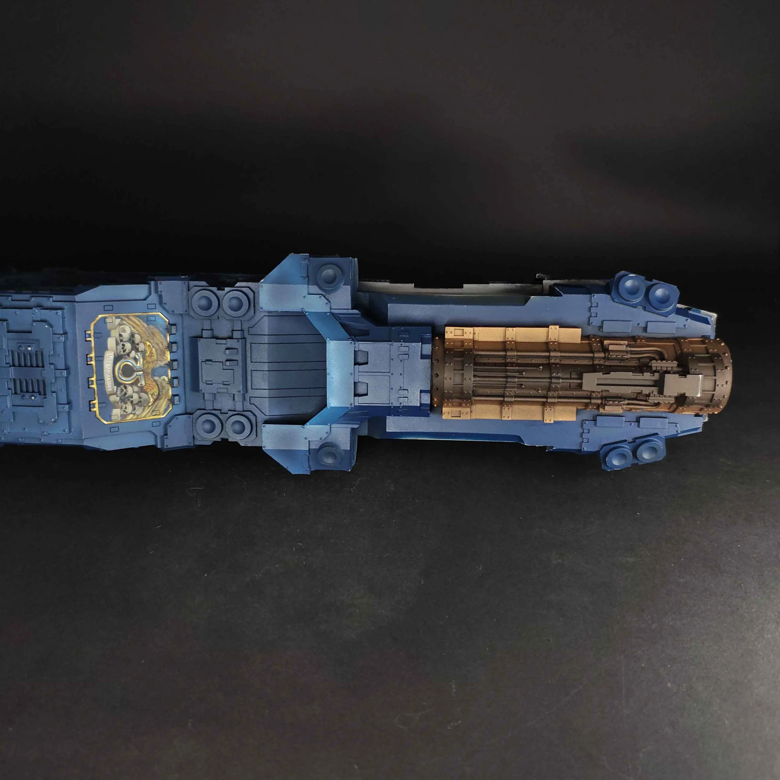 thunderhawk-gunship-undercarriage-closeup.jpg