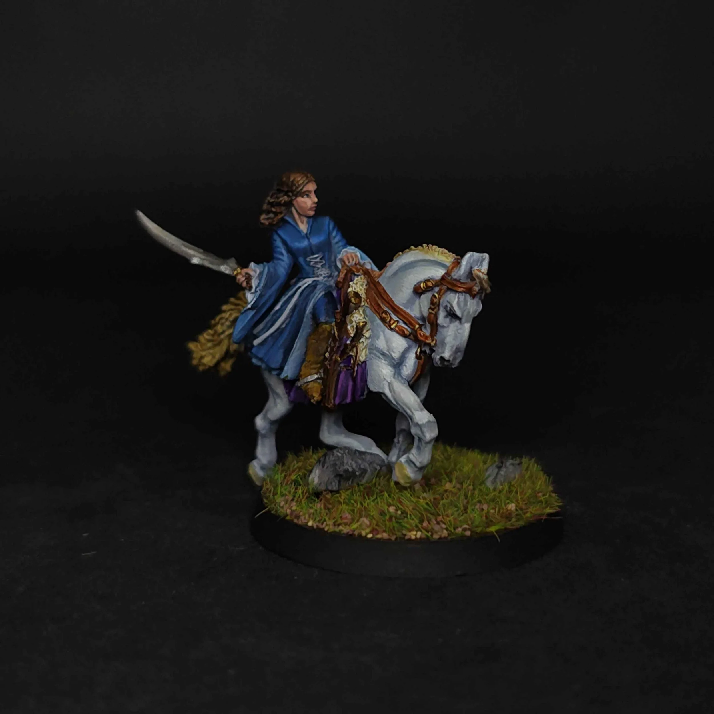 lotr-Arwen-mount-side.jpg