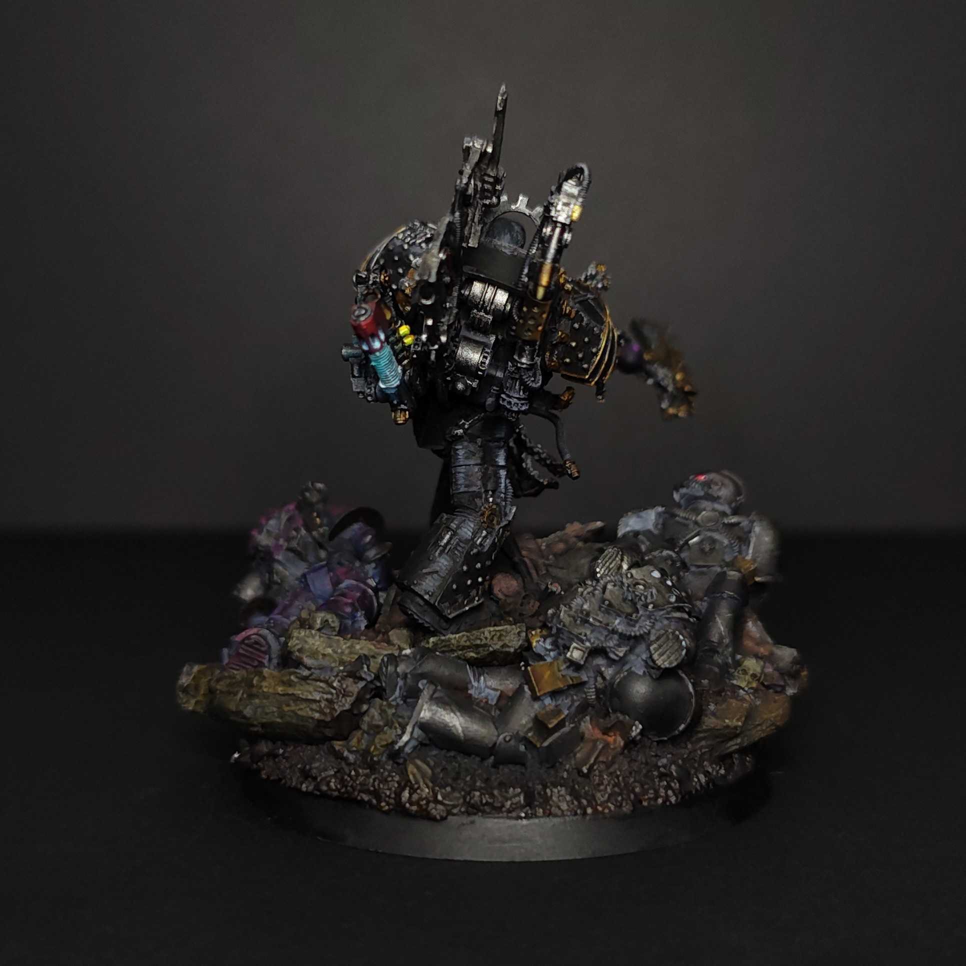 ferrus-manus-showcase-back.jpg