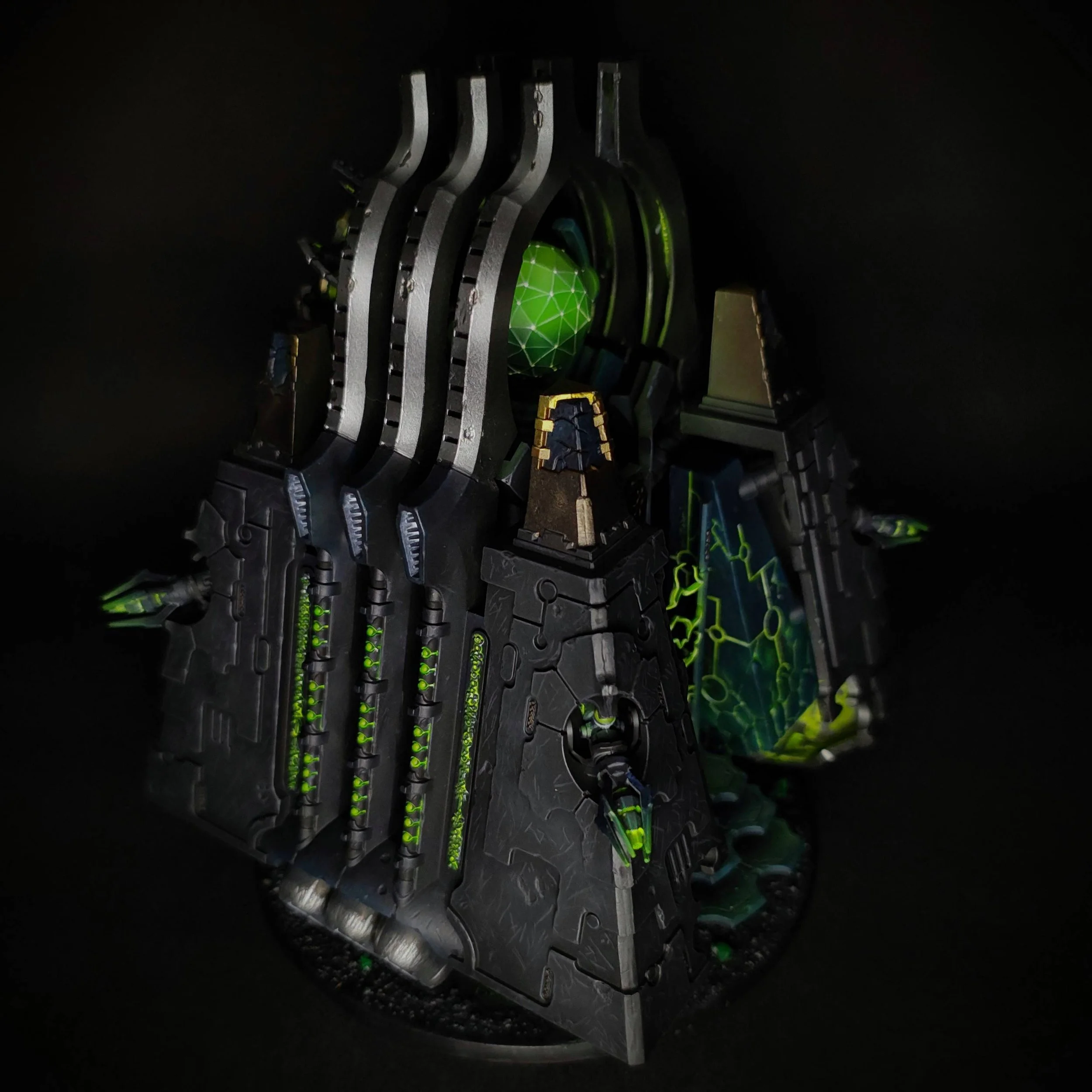 necron-monolith-side.jpg