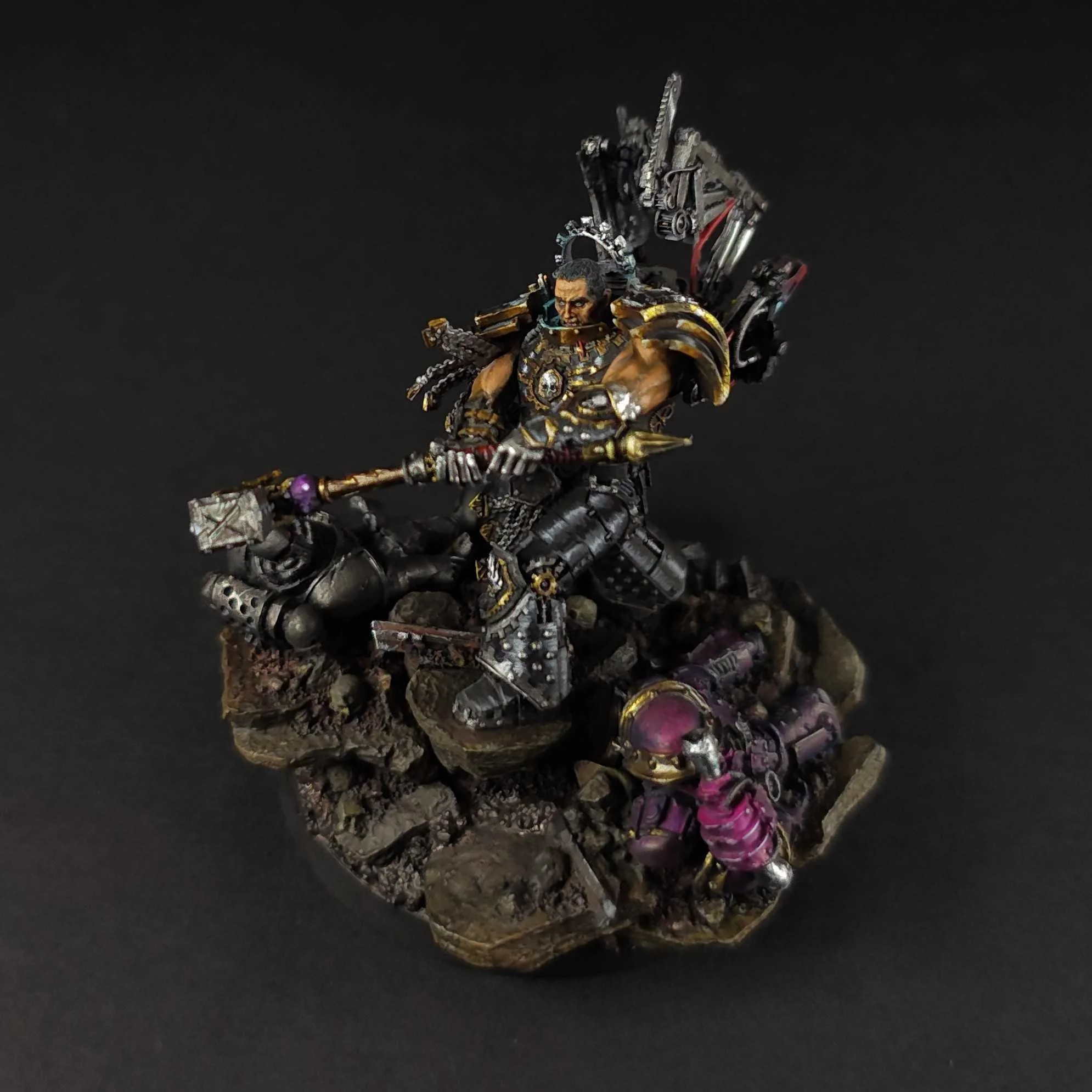 ferrus-manus-showcase-topside.jpg